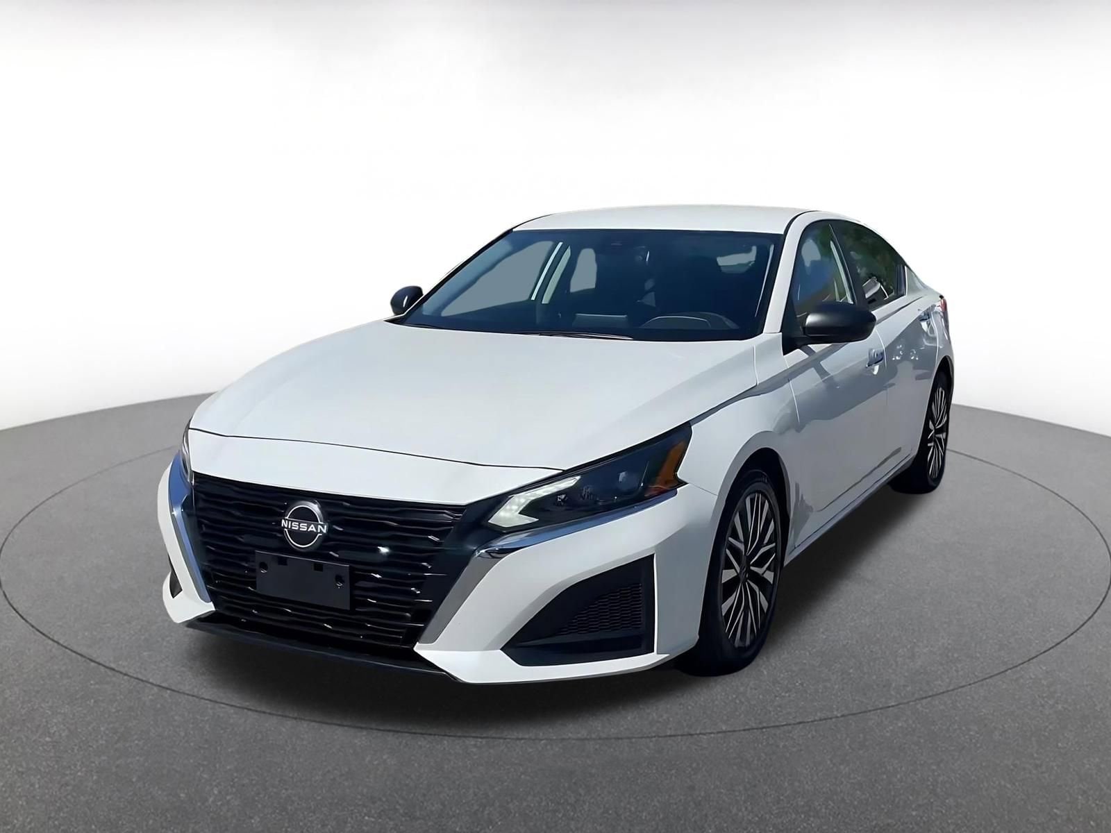 Thumbnail: 2025 Nissan Altima - 4