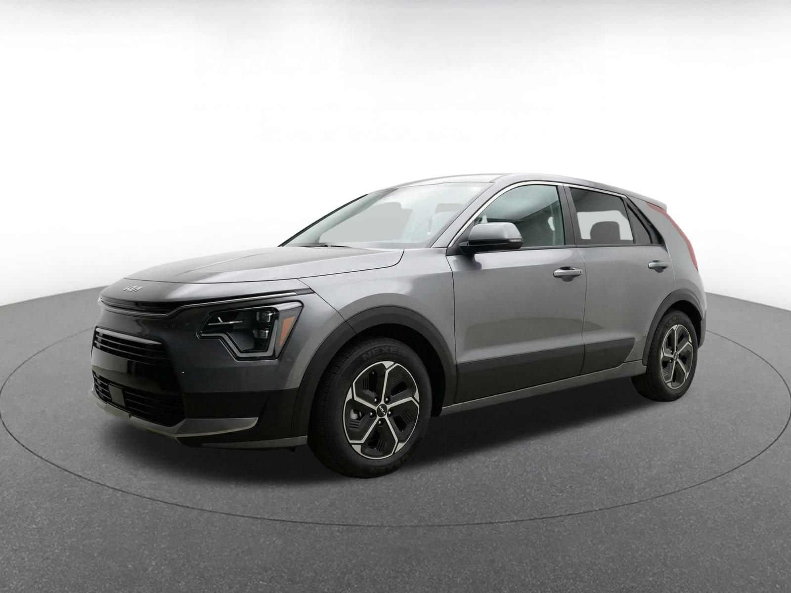 Thumbnail: 2026 Kia Niro - 3