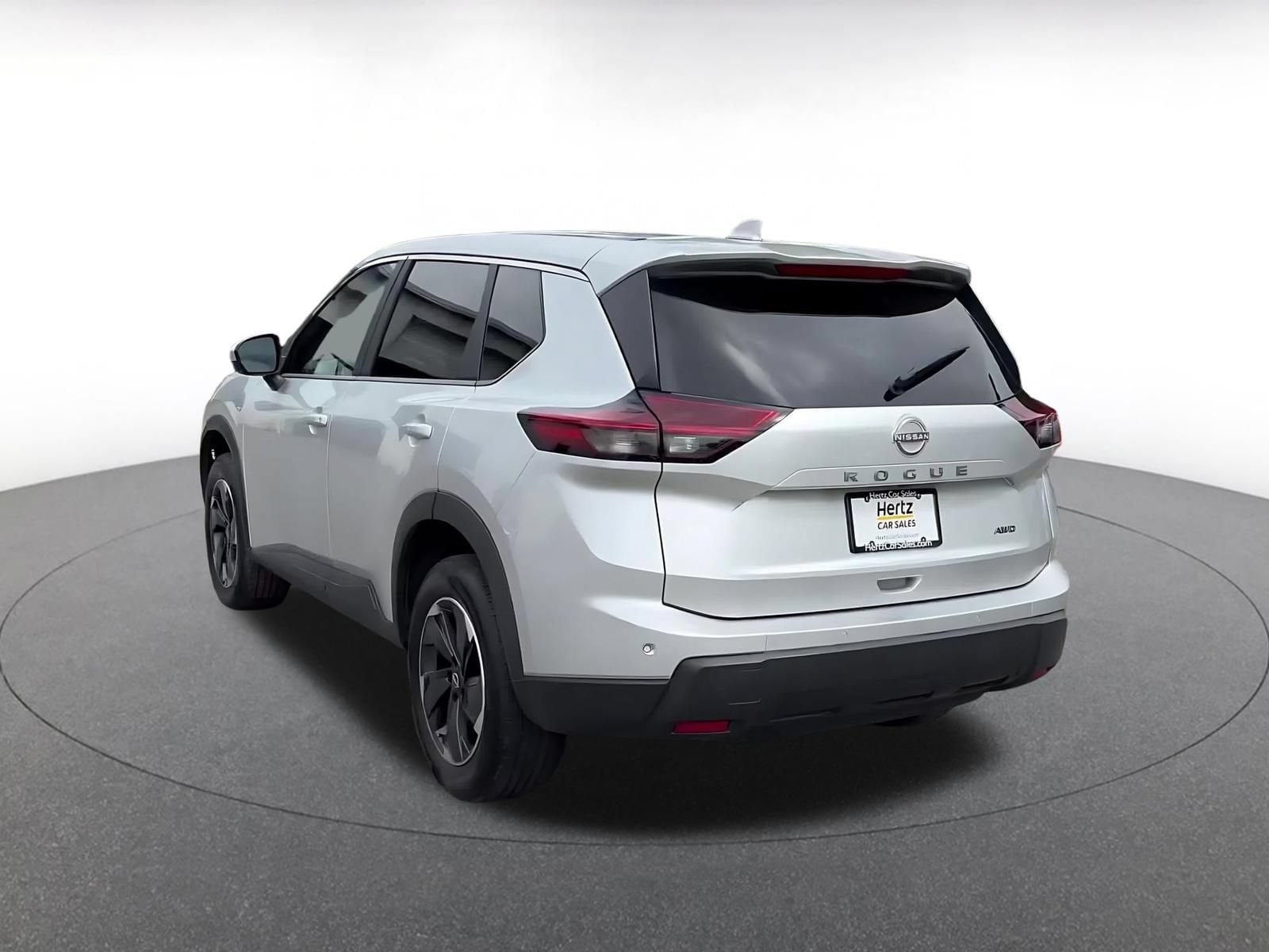 Thumbnail: 2025 Nissan Rogue - 8