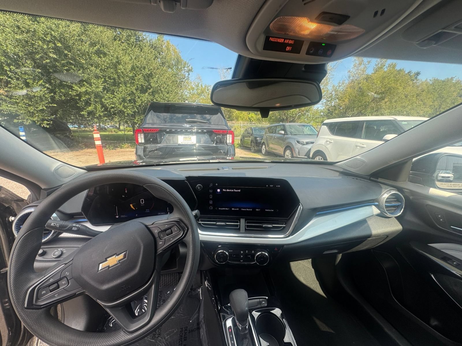 Thumbnail: 2025 Chevrolet Trax - 31
