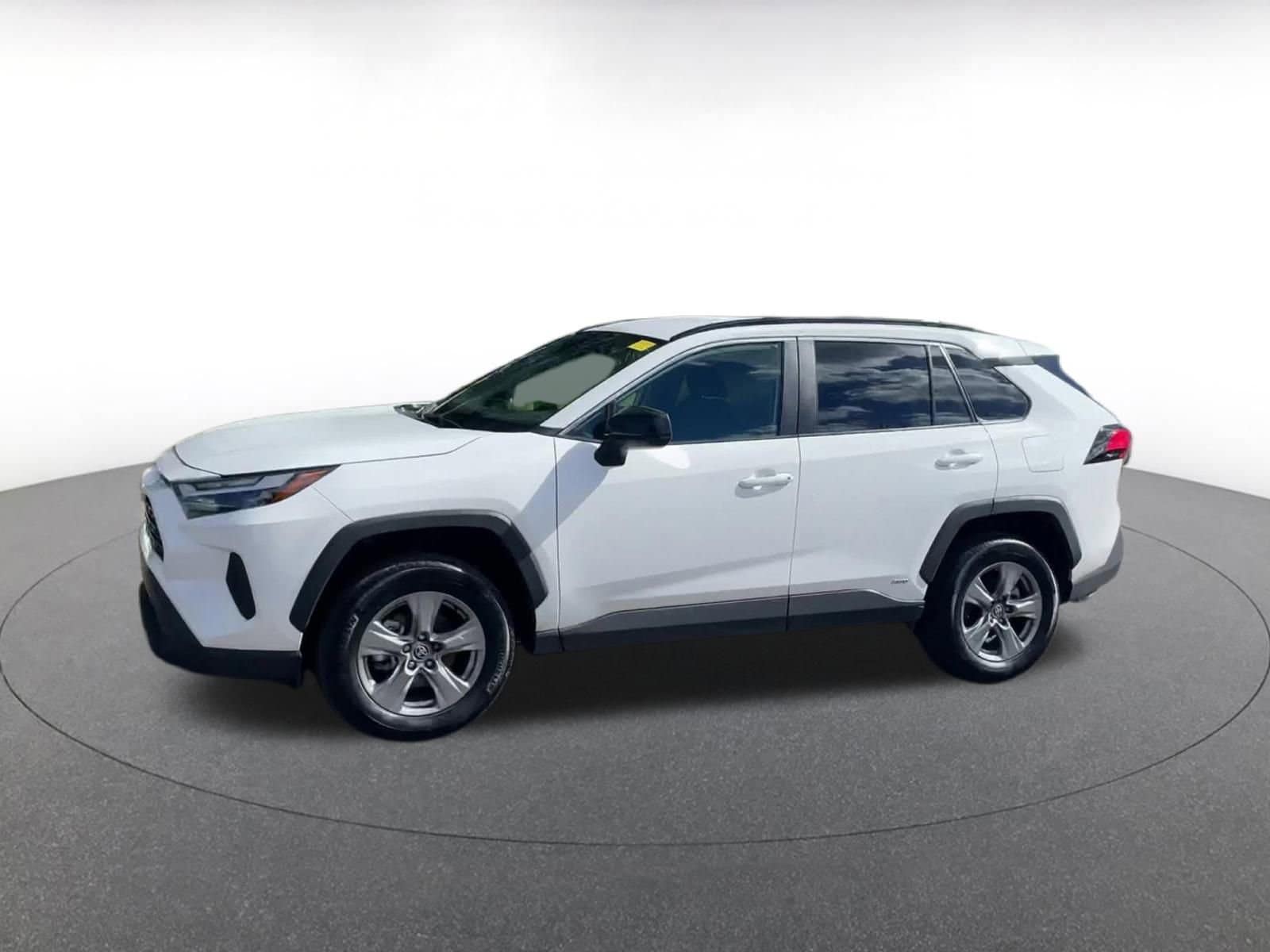 Thumbnail: 2025 Toyota RAV4 - 7