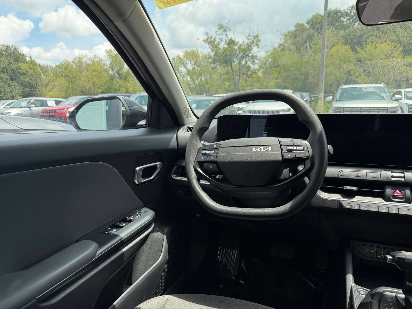 Thumbnail: 2025 Kia K4 - 33