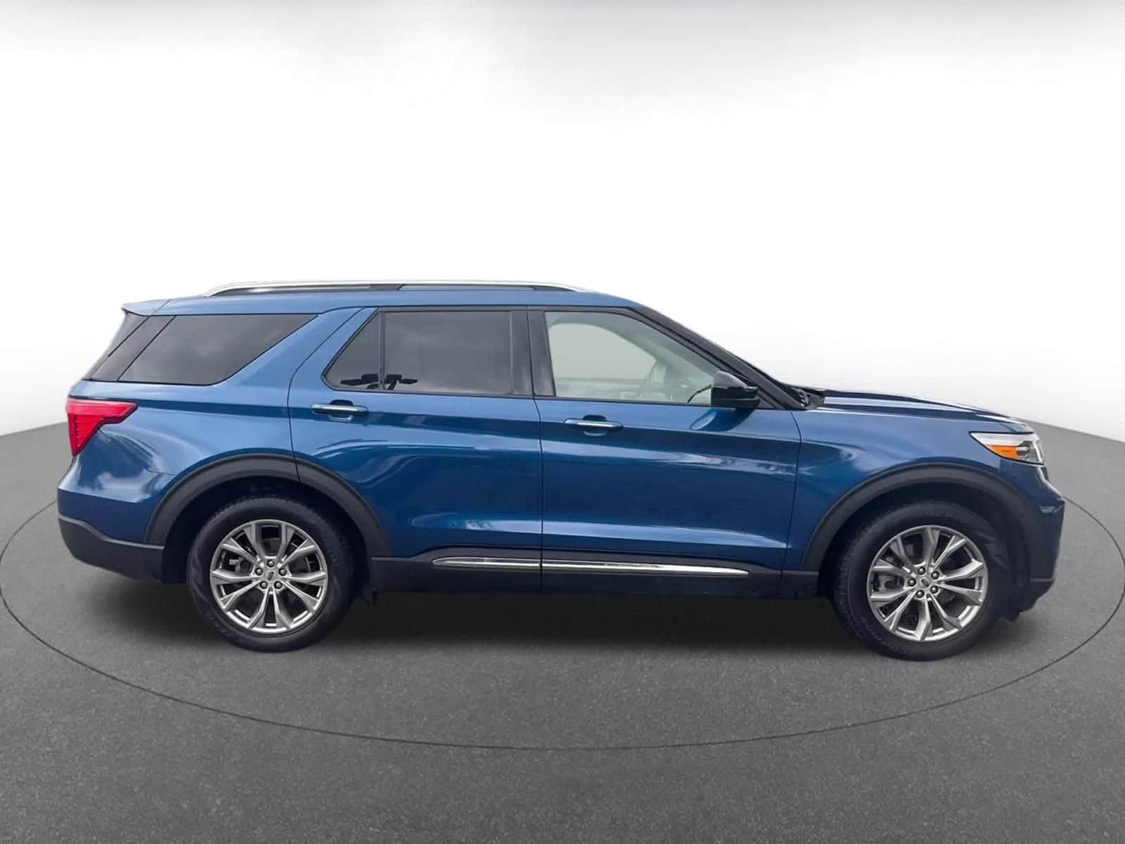 Thumbnail: 2023 Ford Explorer - 16