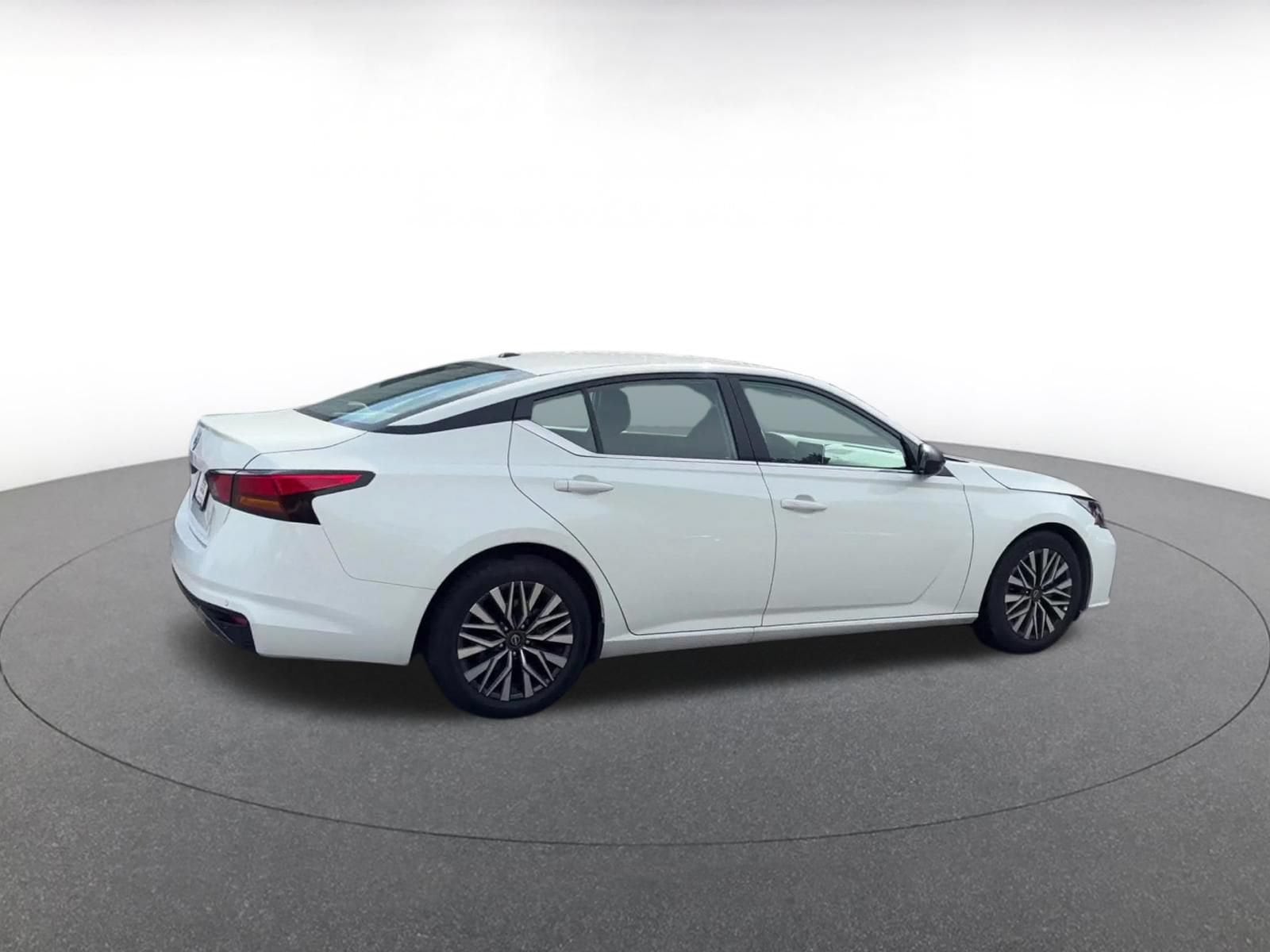 Thumbnail: 2026 Nissan Altima - 14
