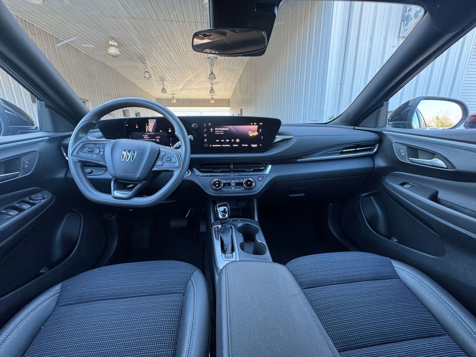 Thumbnail: 2025 Buick Envista - 32