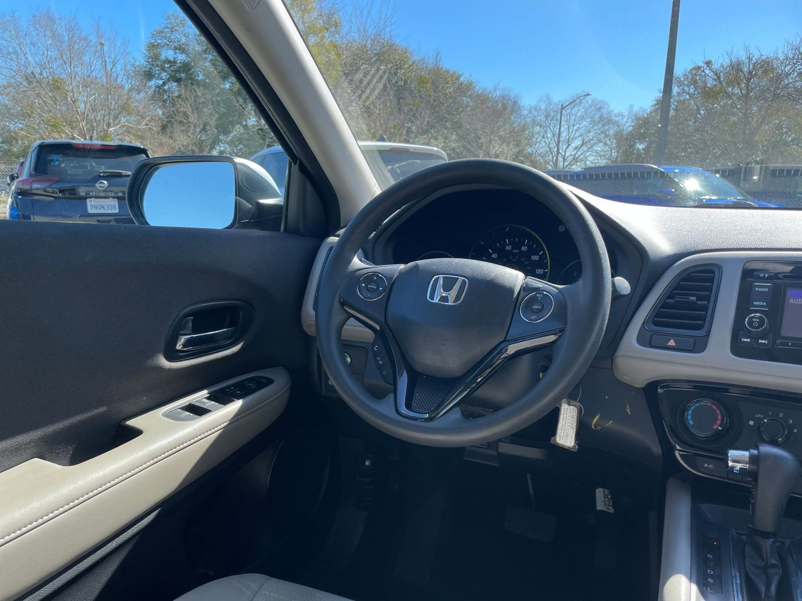 Thumbnail: 2020 Honda HR-V - 32