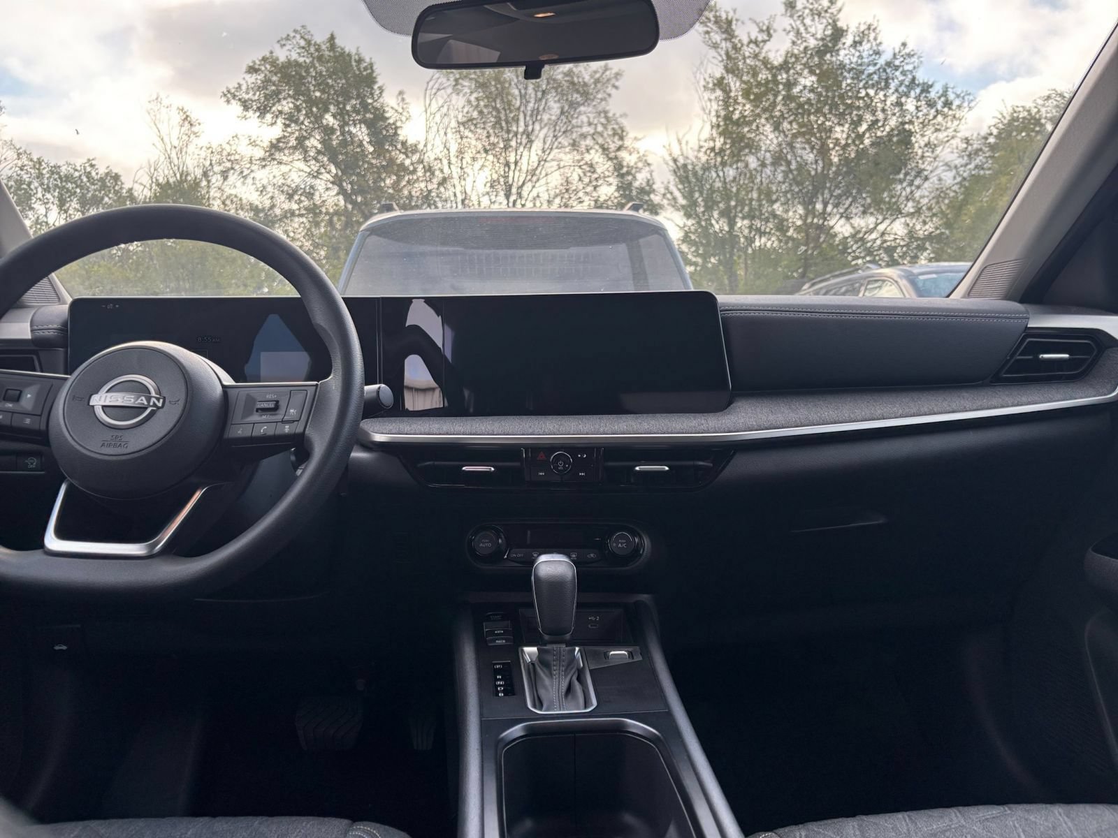 Thumbnail: 2026 Nissan Kicks - 17