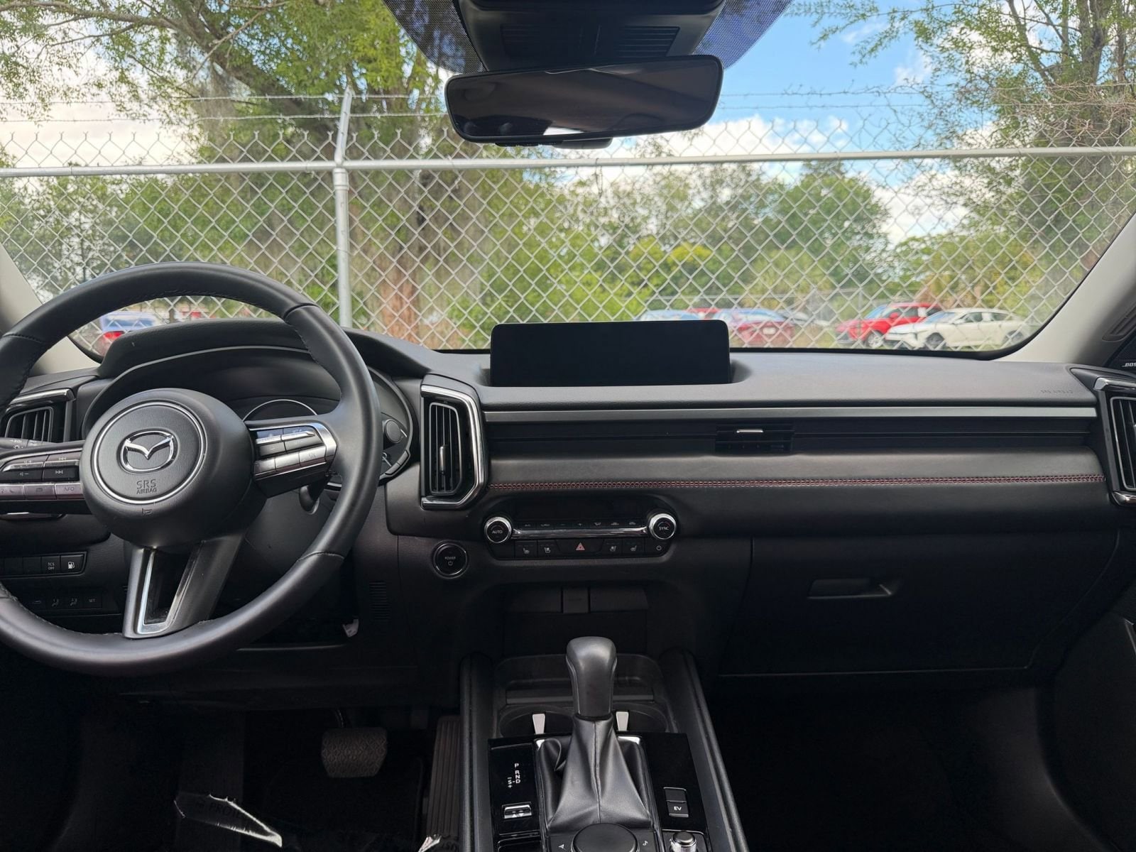 Thumbnail: 2025 Mazda CX-50 - 17