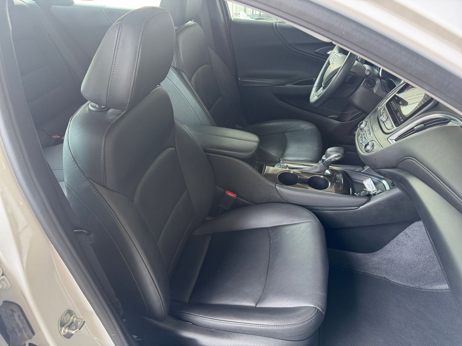 2024 Chevrolet Malibu LT 29