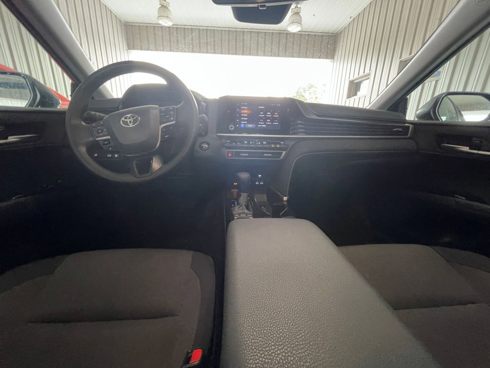 Thumbnail: 2025 Toyota Camry - 31