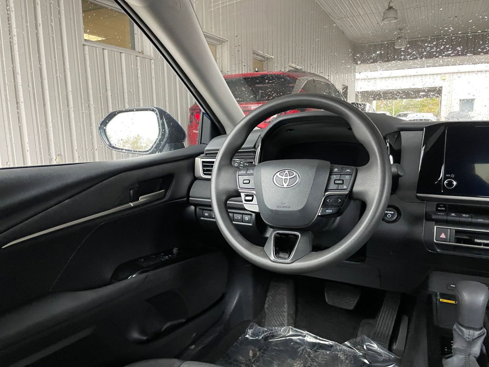 Thumbnail: 2025 Toyota Camry - 33