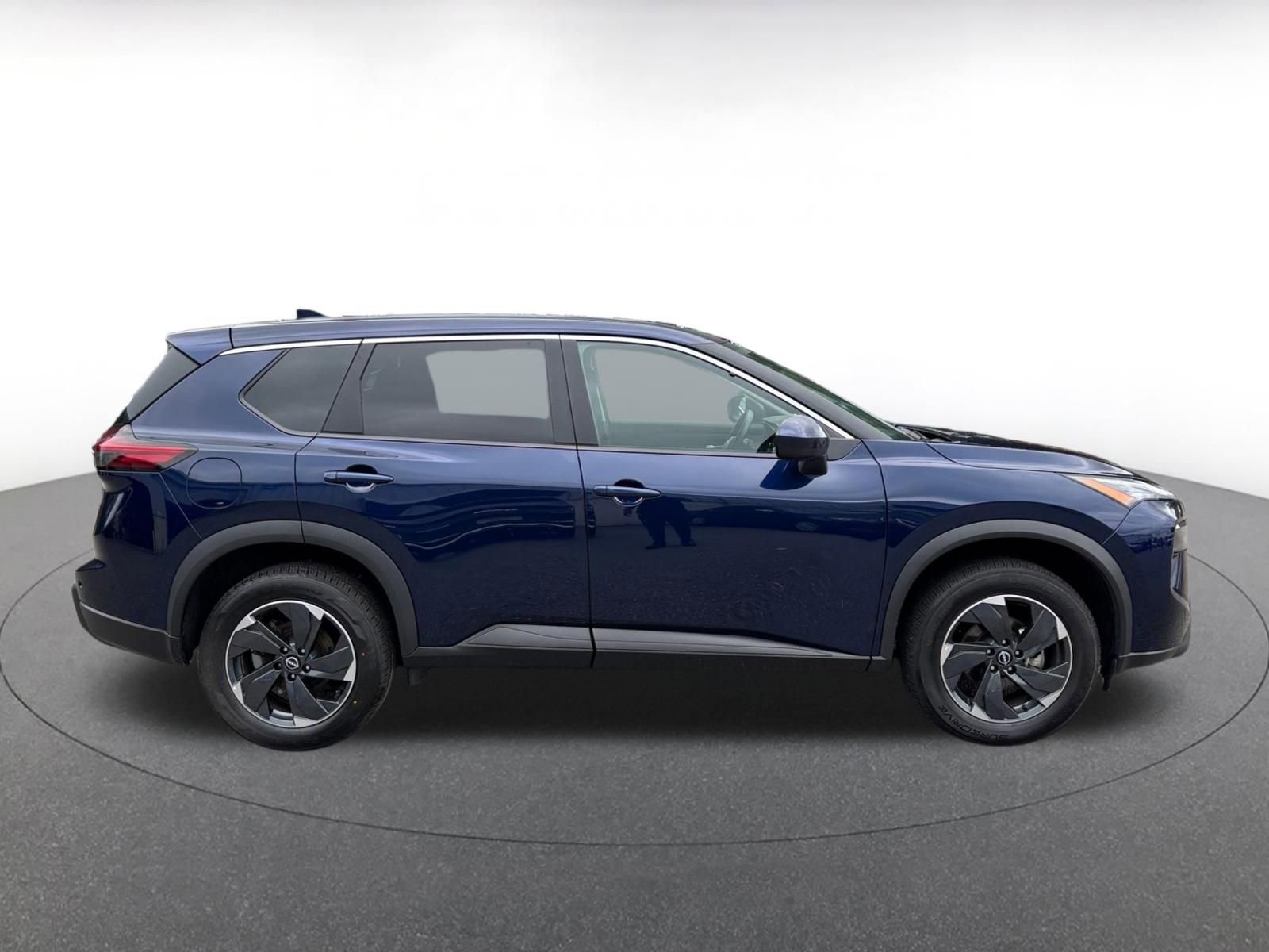 Thumbnail: 2025 Nissan Rogue - 15