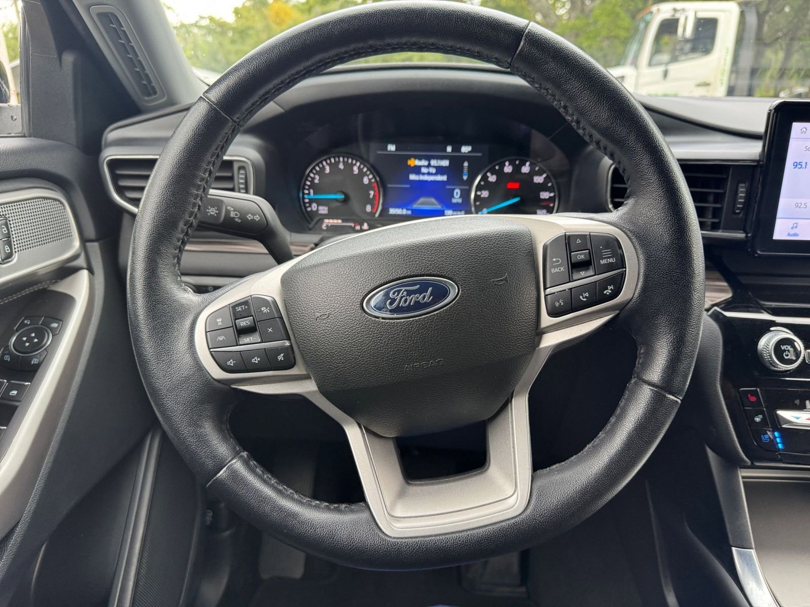 Thumbnail: 2023 Ford Explorer - 27