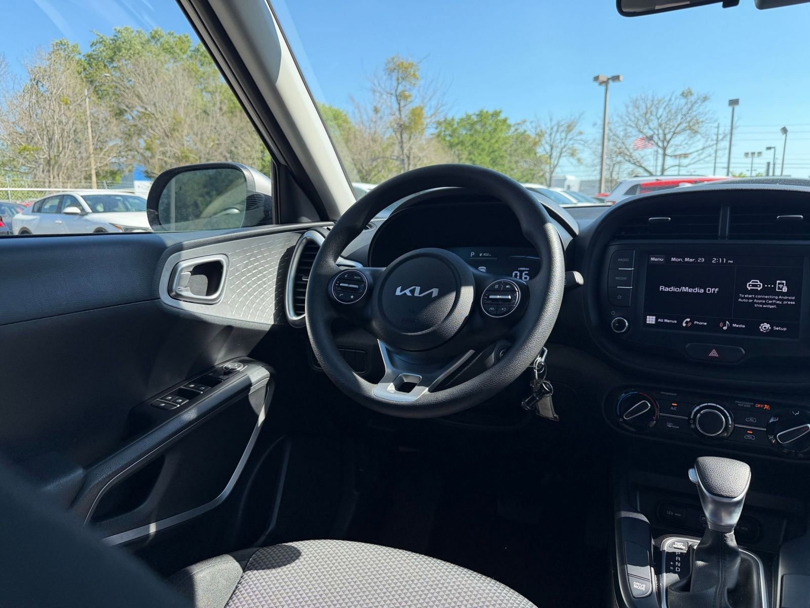 Thumbnail: 2025 Kia Soul - 32