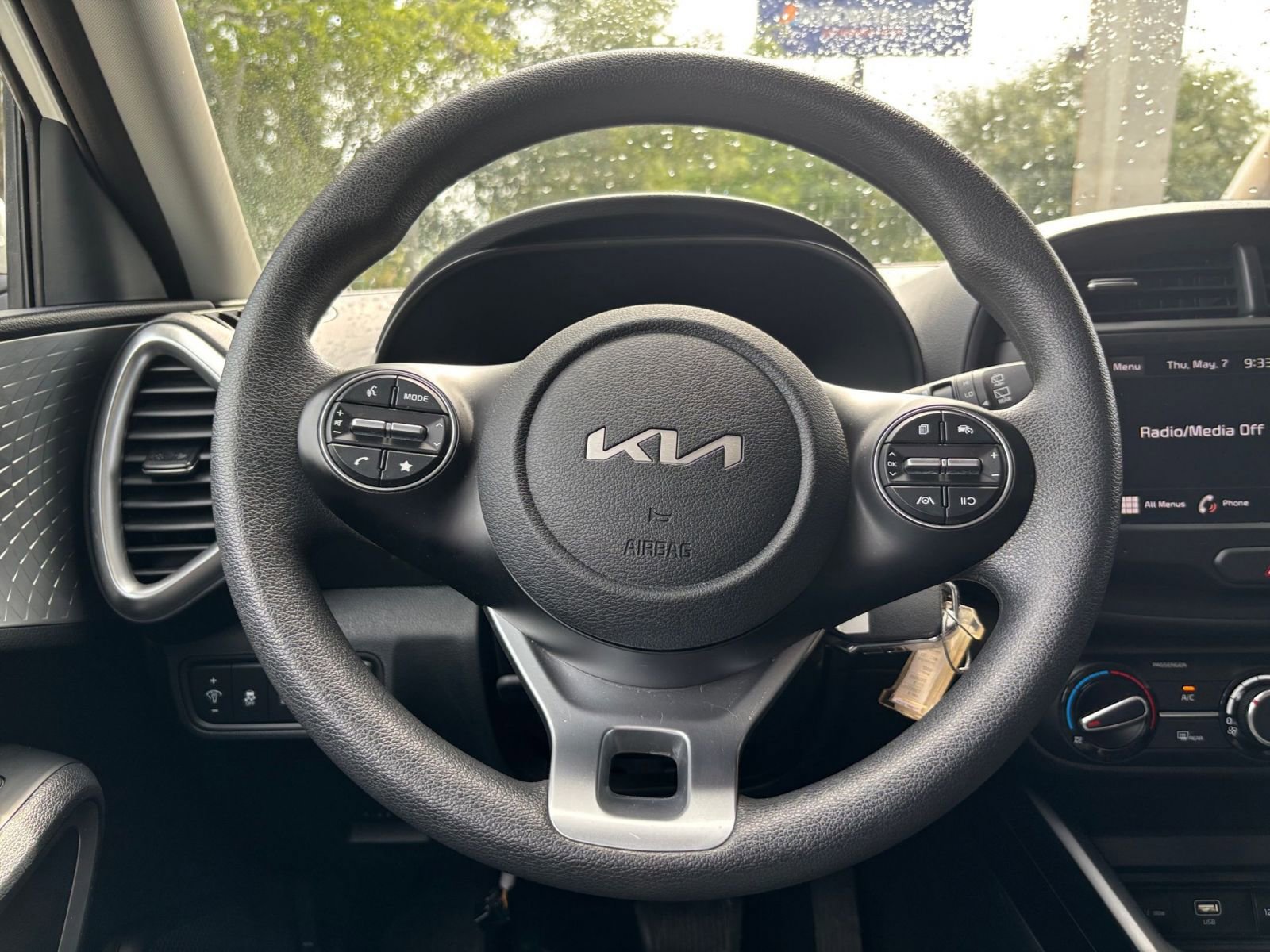 Thumbnail: 2025 Kia Soul - 25