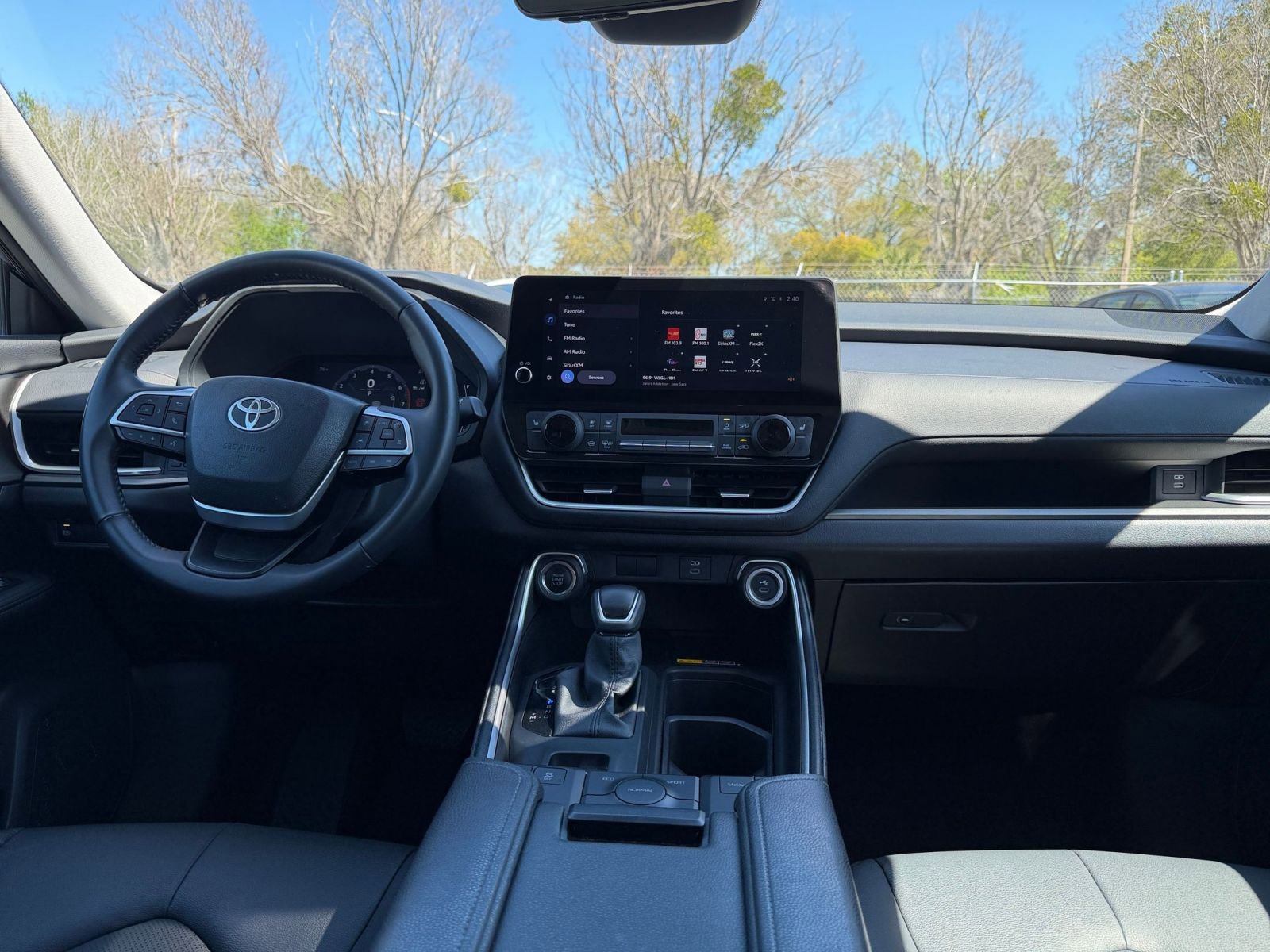 Thumbnail: 2025 Toyota Grand Highlander - 17