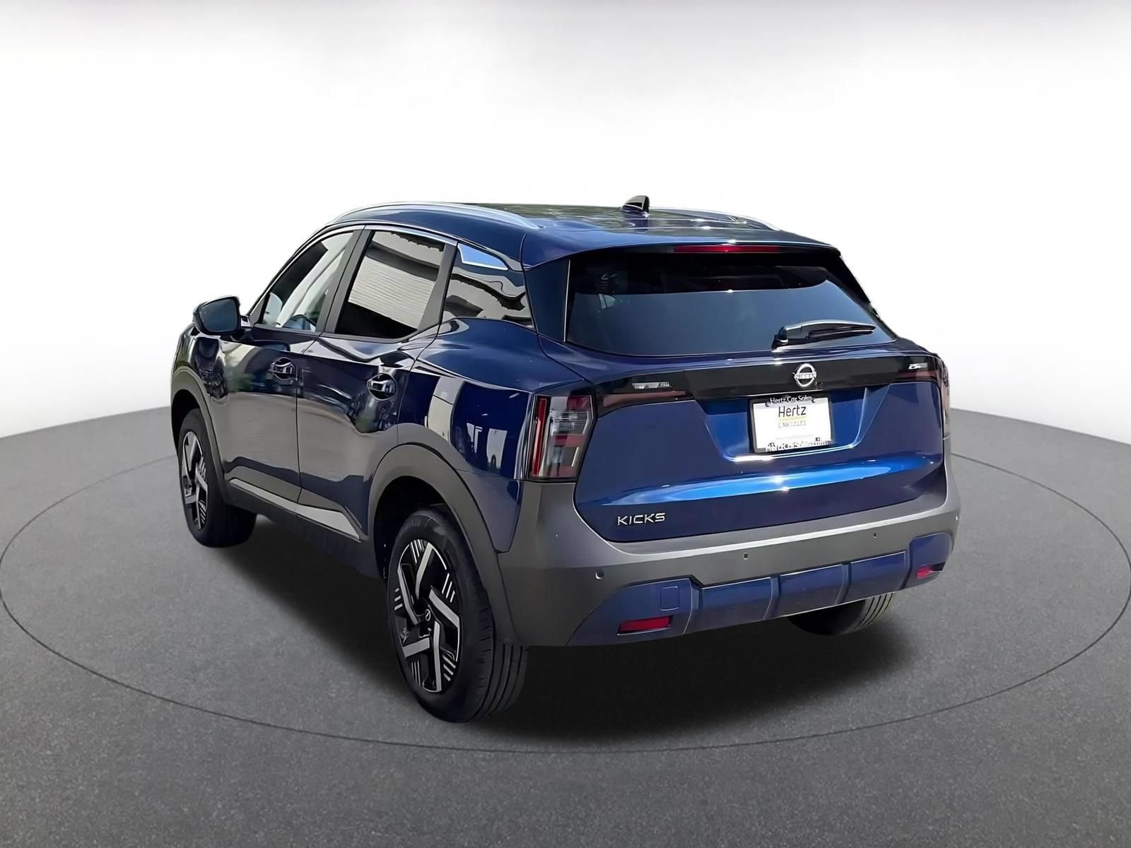 Thumbnail: 2026 Nissan Kicks - 10