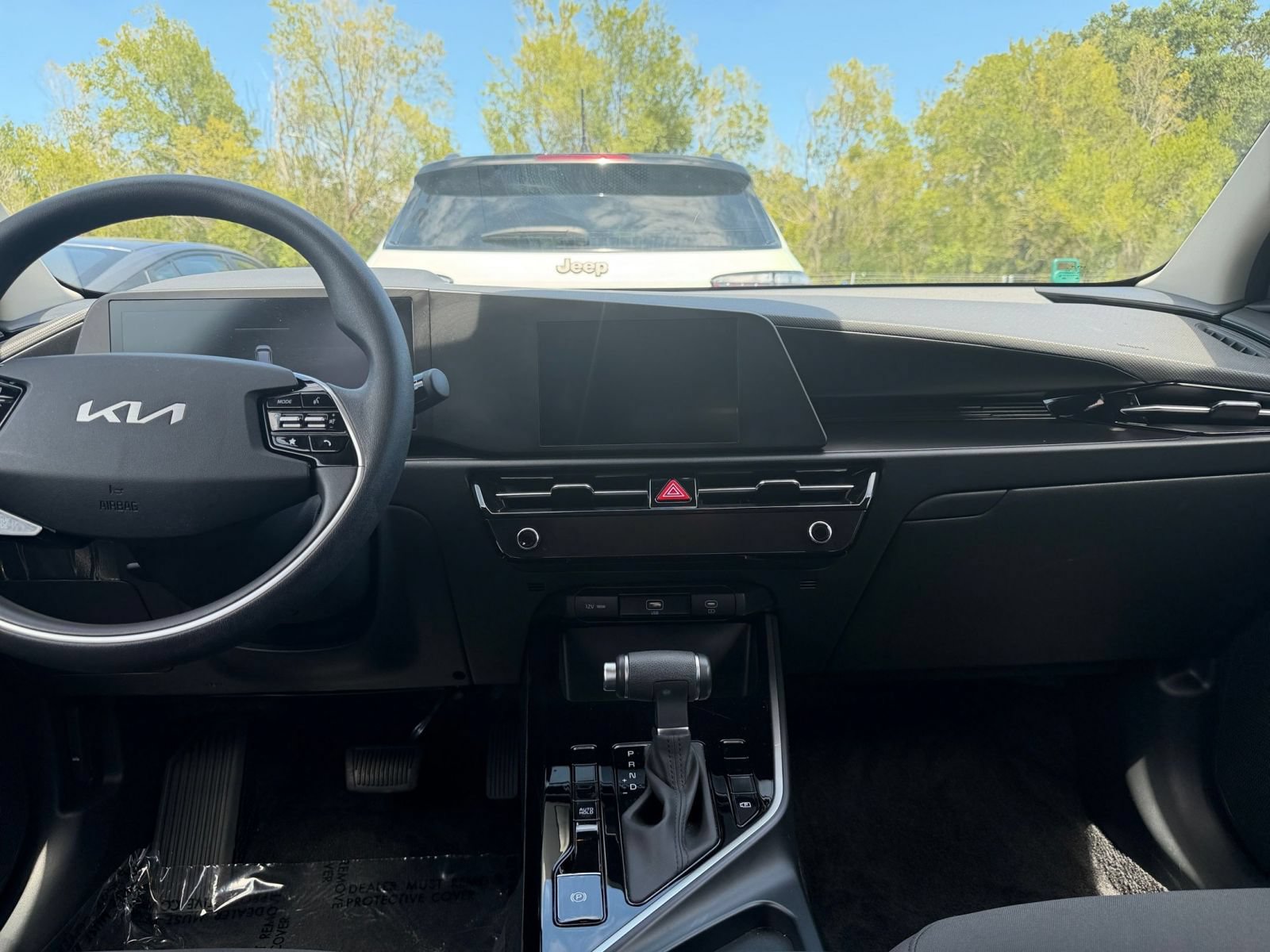 Thumbnail: 2026 Kia Niro - 17
