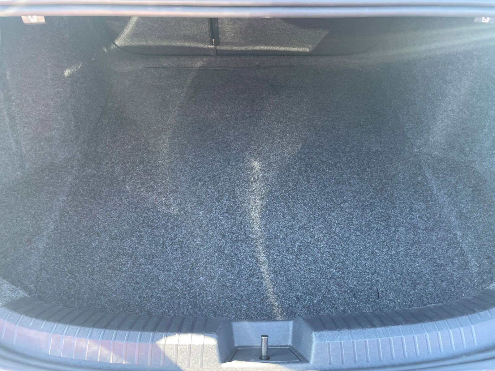 Thumbnail: 2025 Volkswagen Jetta - 31