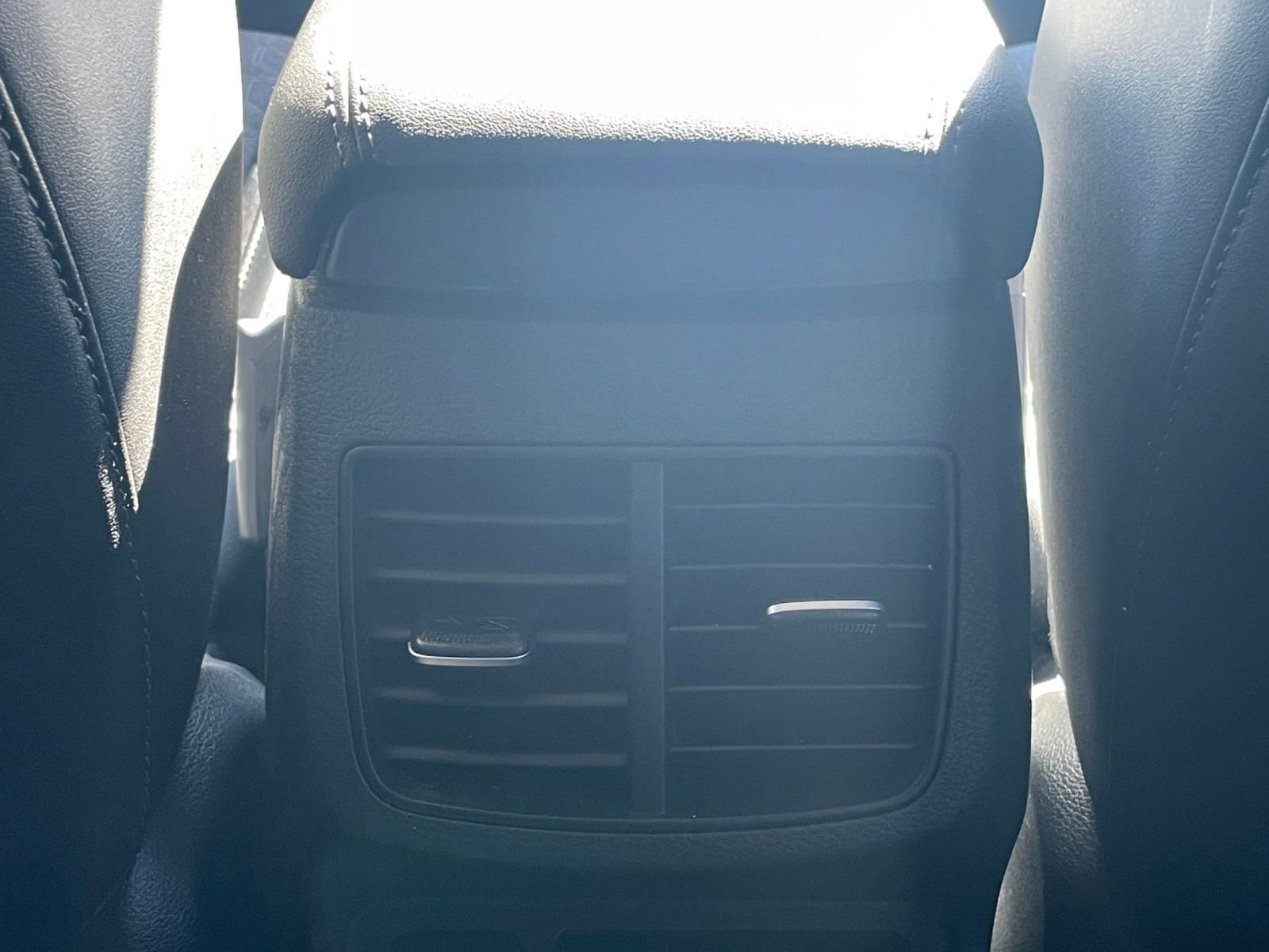 Thumbnail: 2025 Kia Seltos - 23