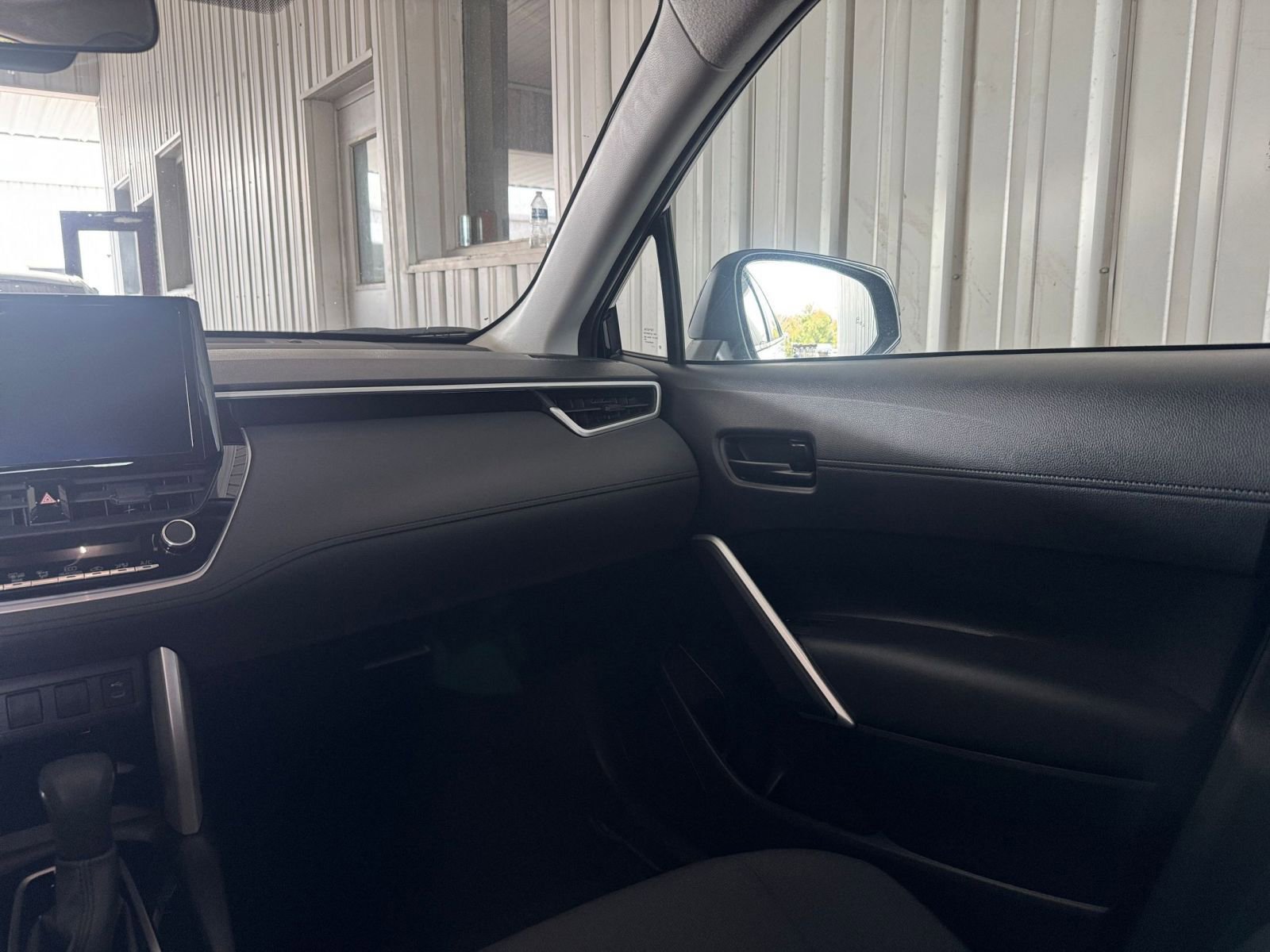 Thumbnail: 2025 Toyota Corolla Cross - 34