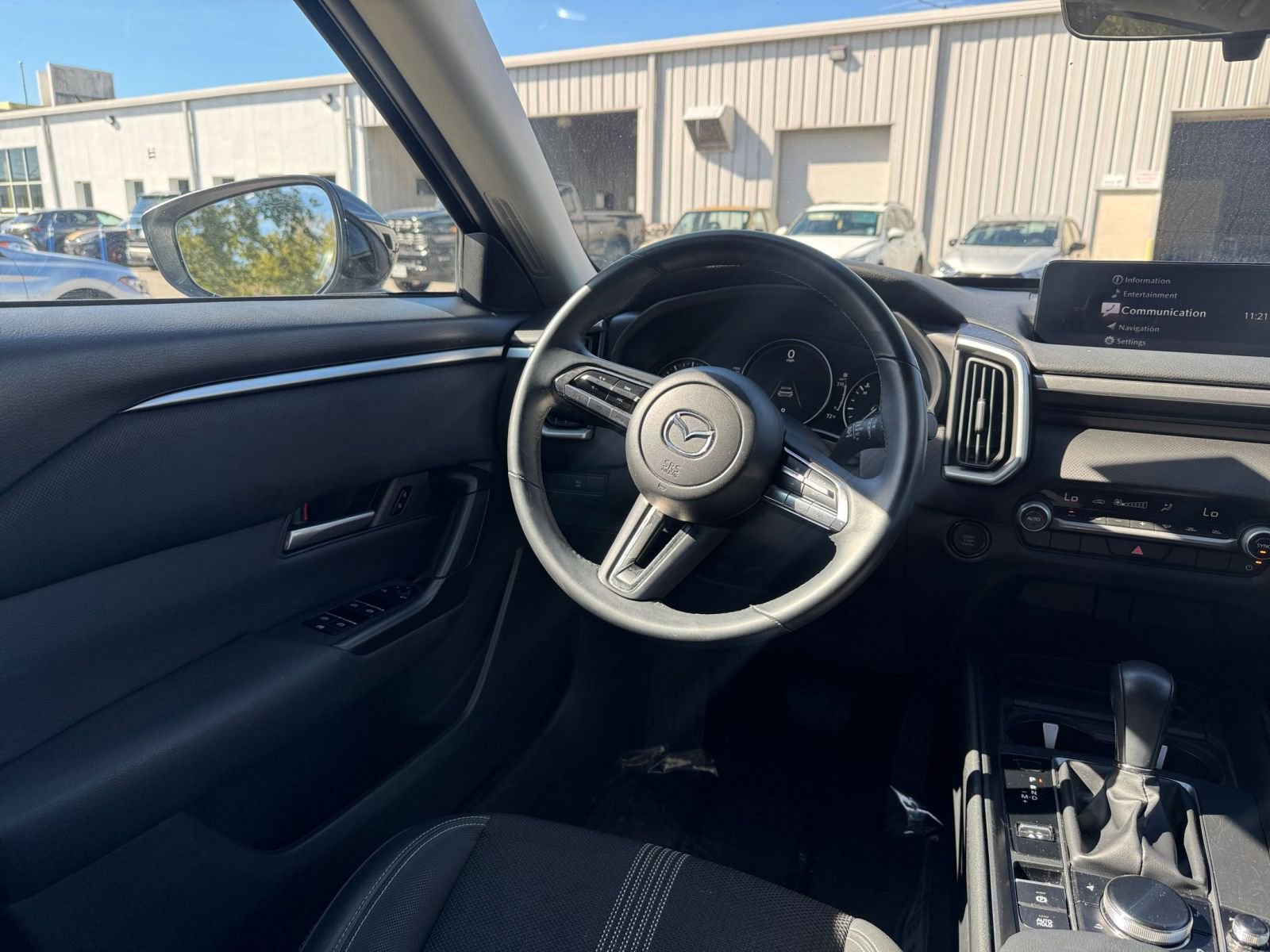 Thumbnail: 2025 Mazda CX-50 - 33