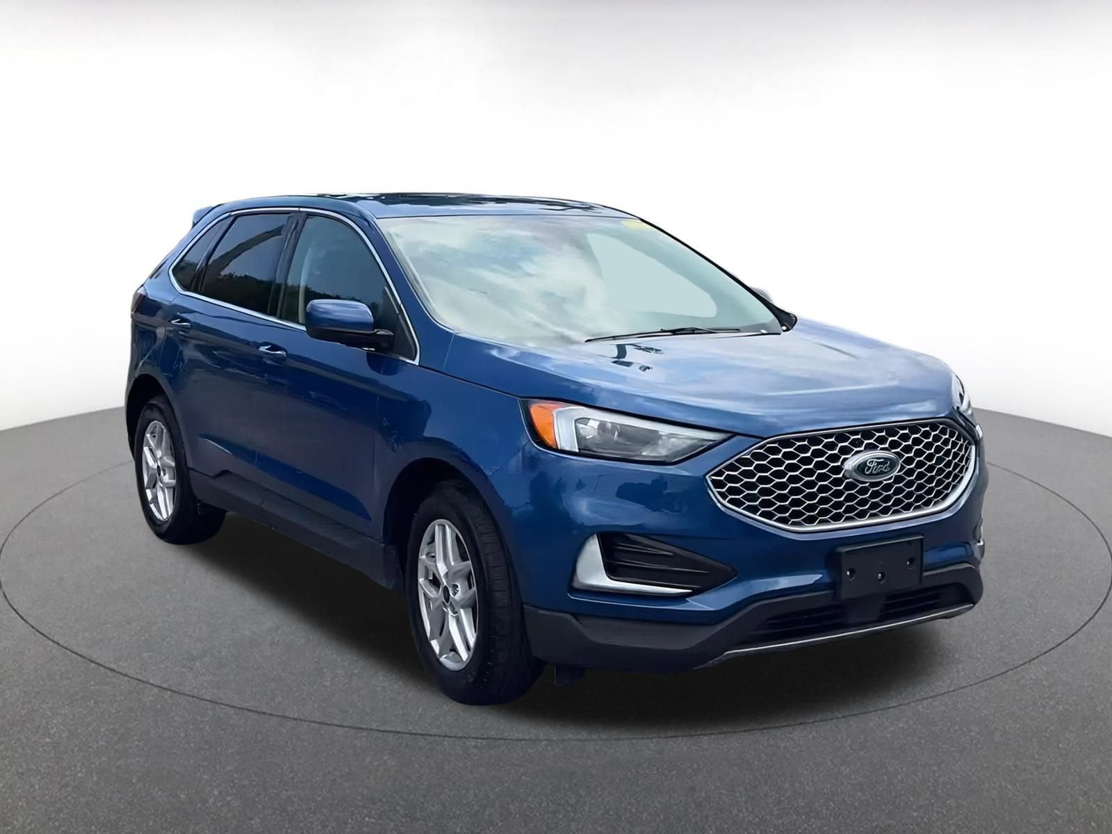 Thumbnail: 2024 Ford Edge - 2