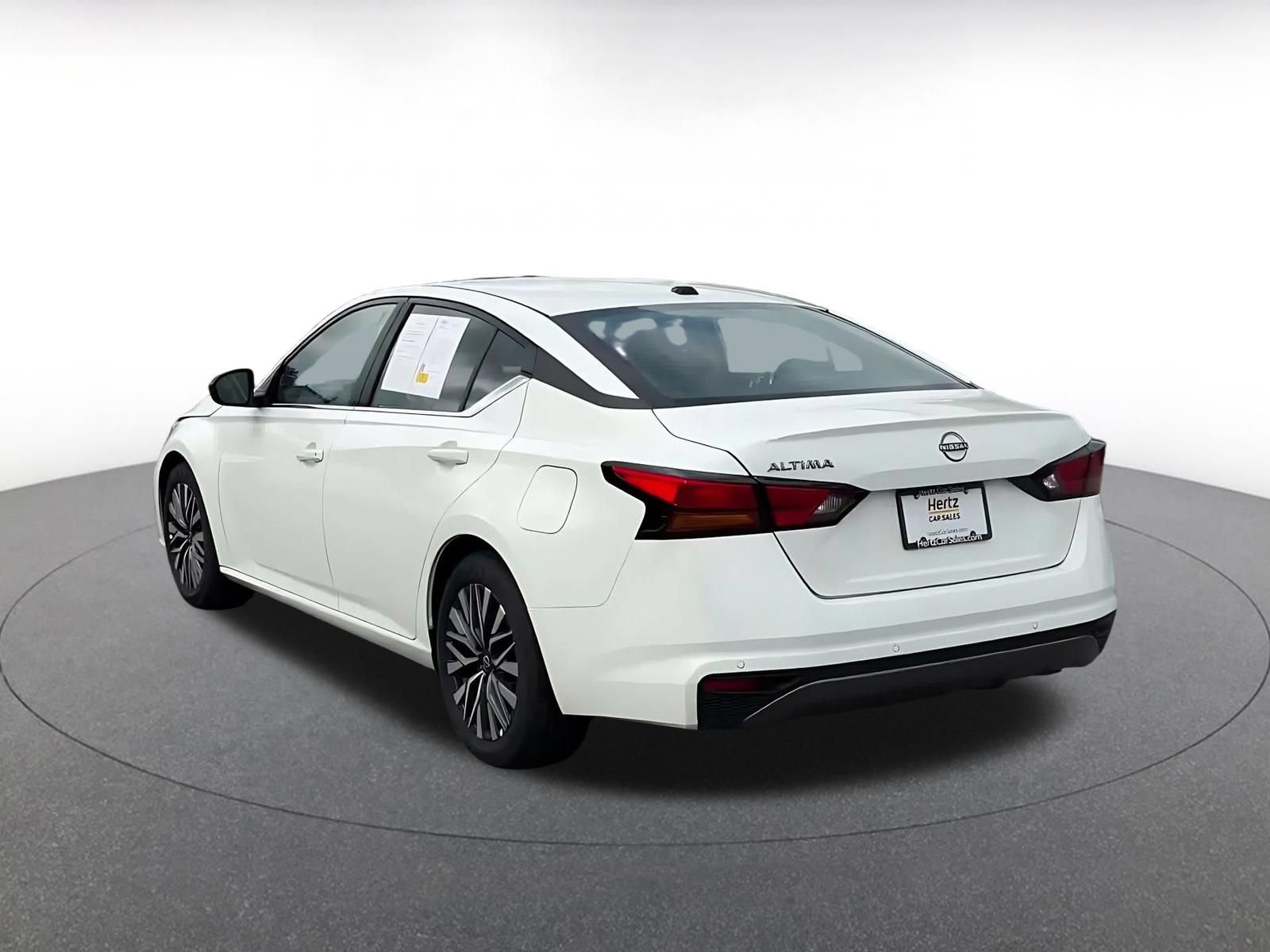 Thumbnail: 2026 Nissan Altima - 9