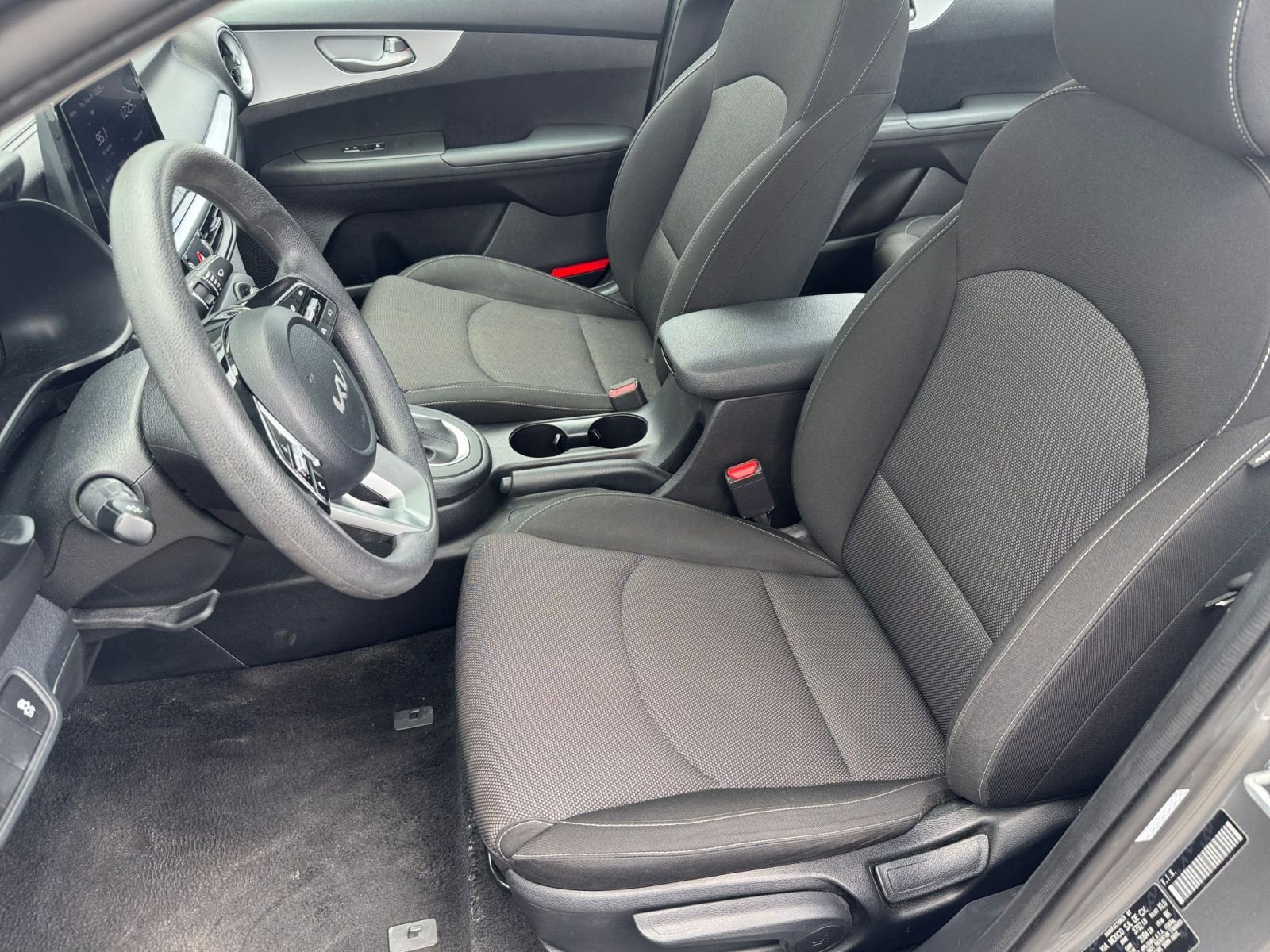 Thumbnail: 2024 Kia Forte - 34