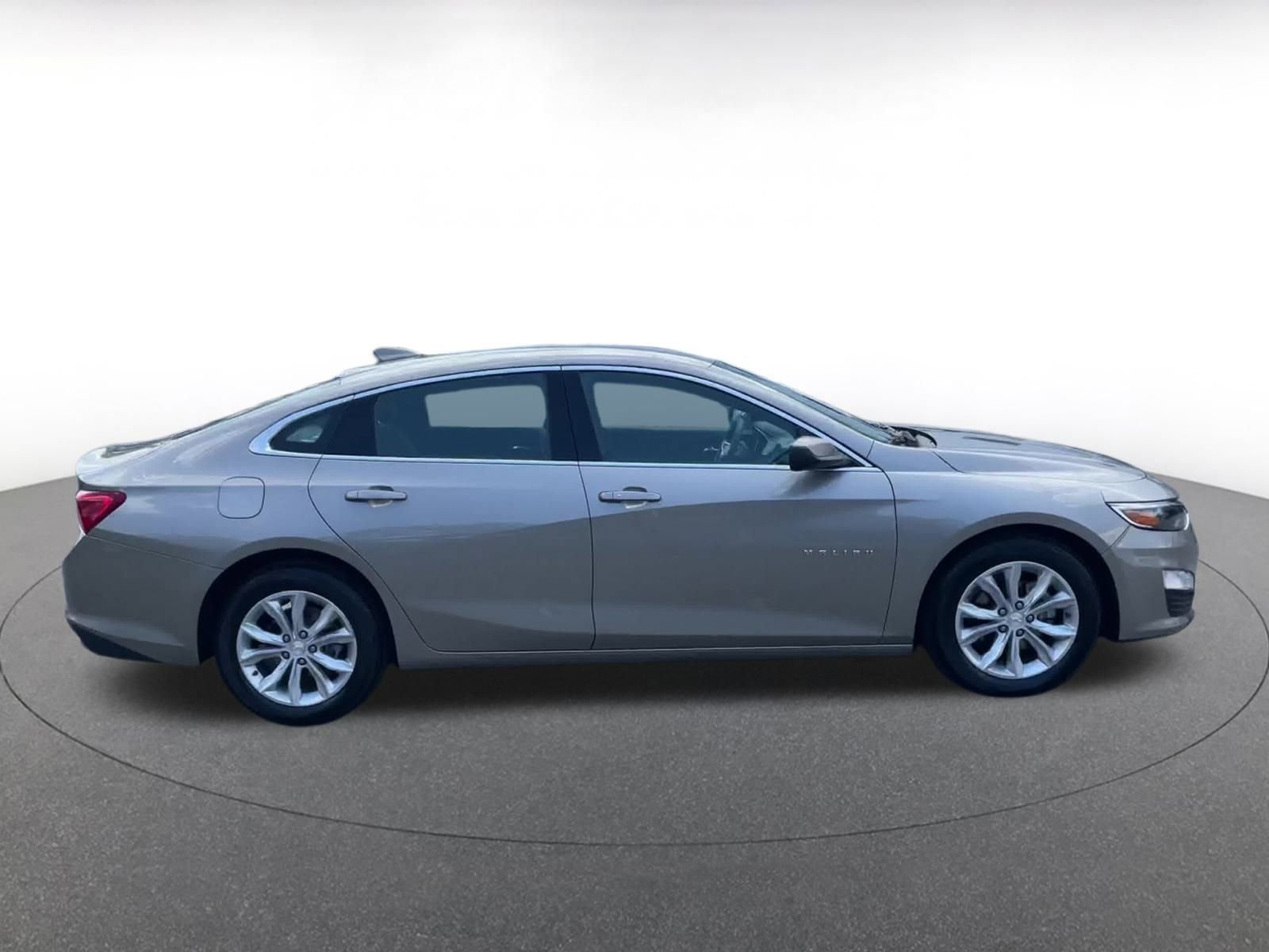 Thumbnail: 2024 Chevrolet Malibu - 23