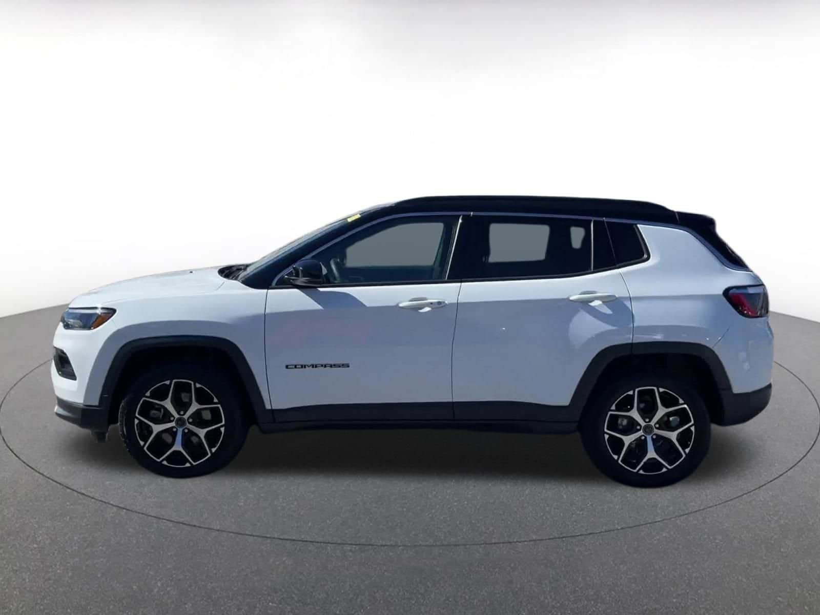 Thumbnail: 2025 Jeep Compass - 8