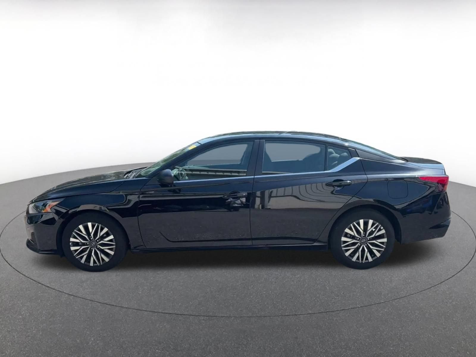 Thumbnail: 2026 Nissan Altima - 8