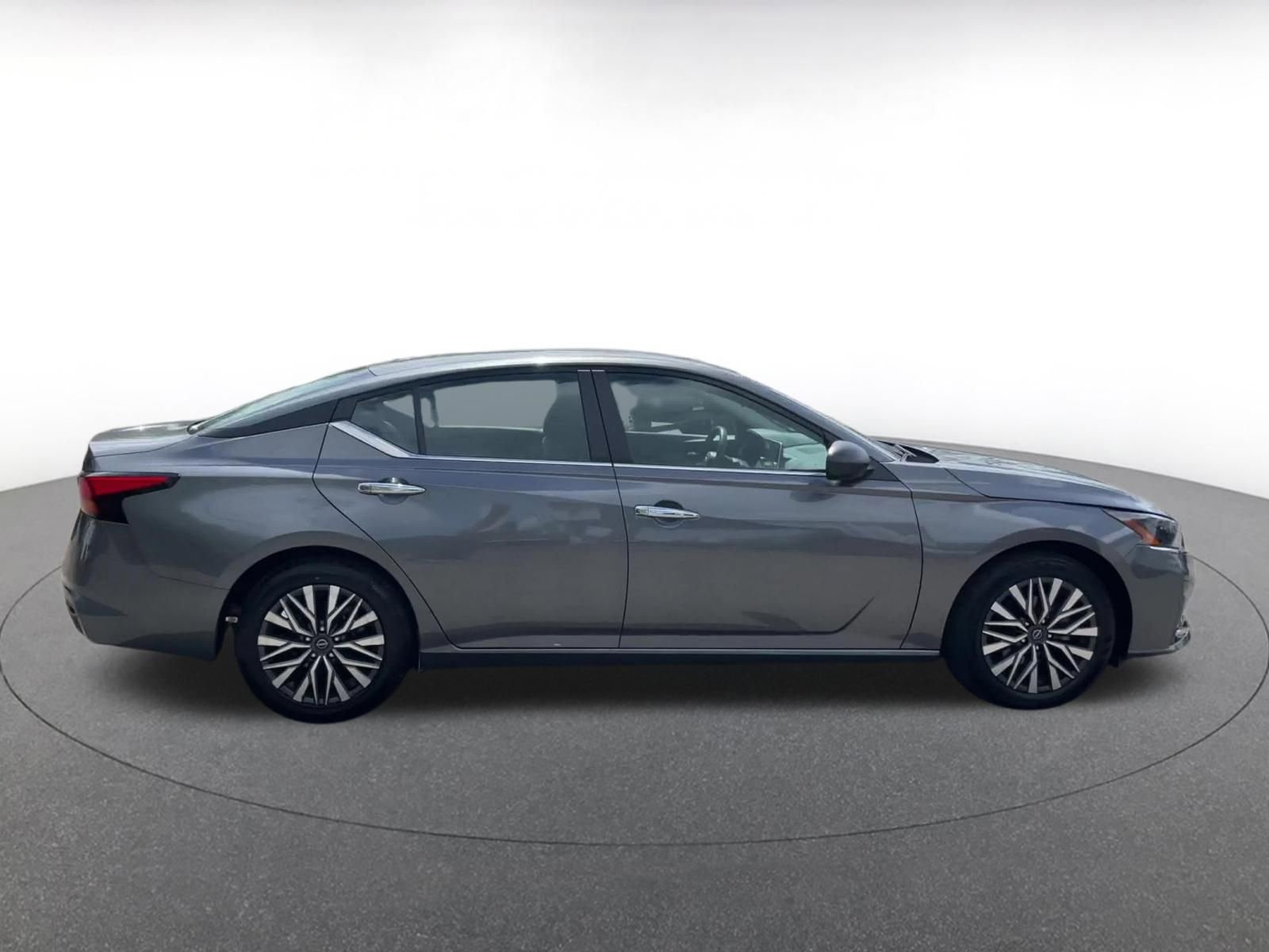 Thumbnail: 2025 Nissan Altima - 16