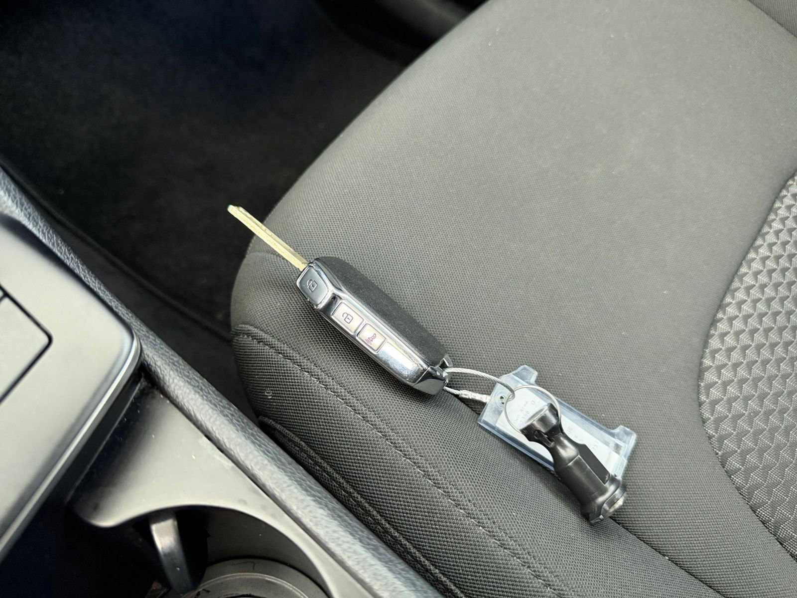 Thumbnail: 2025 Kia Sportage - 21