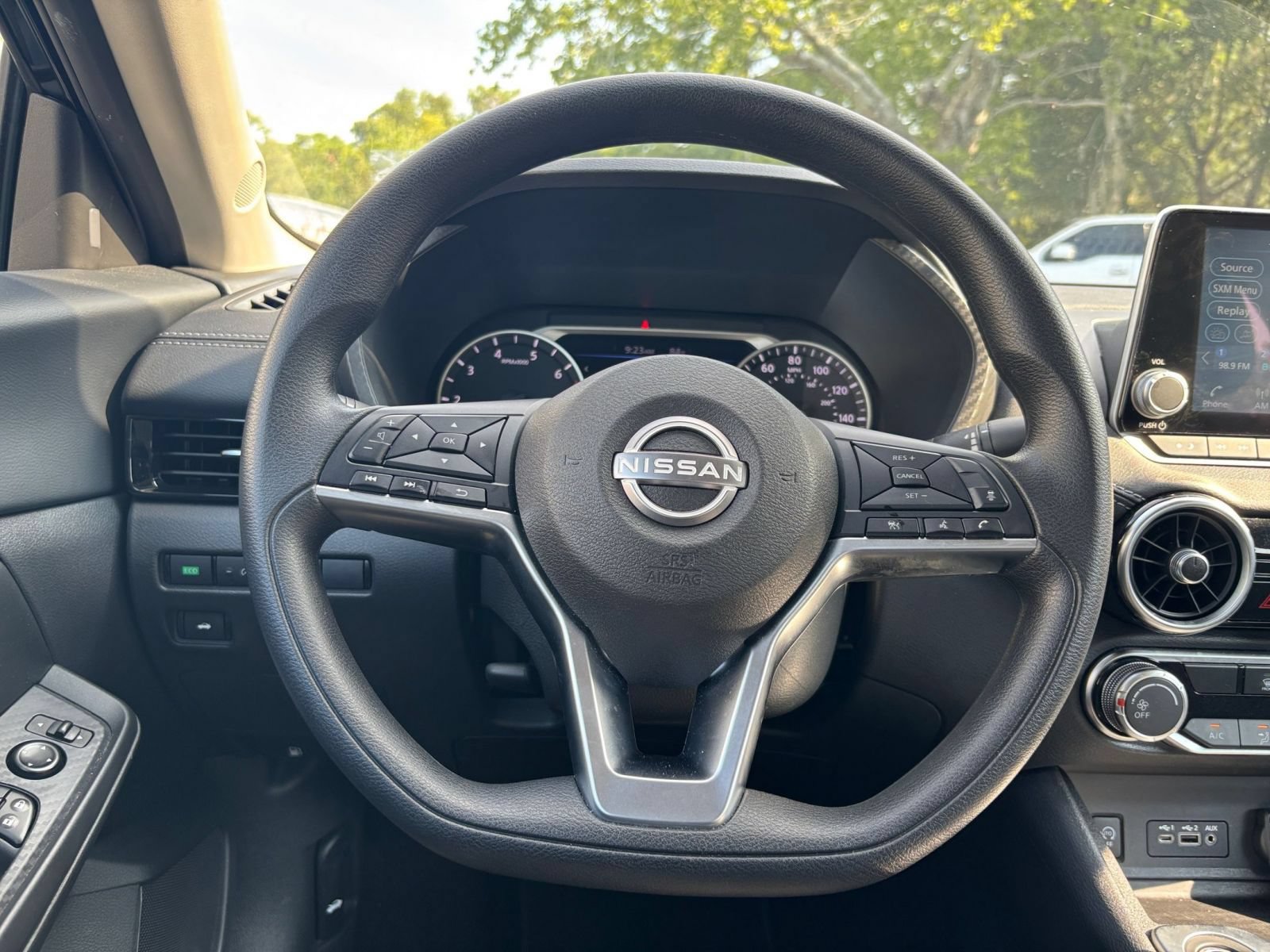 Thumbnail: 2025 Nissan Sentra - 25