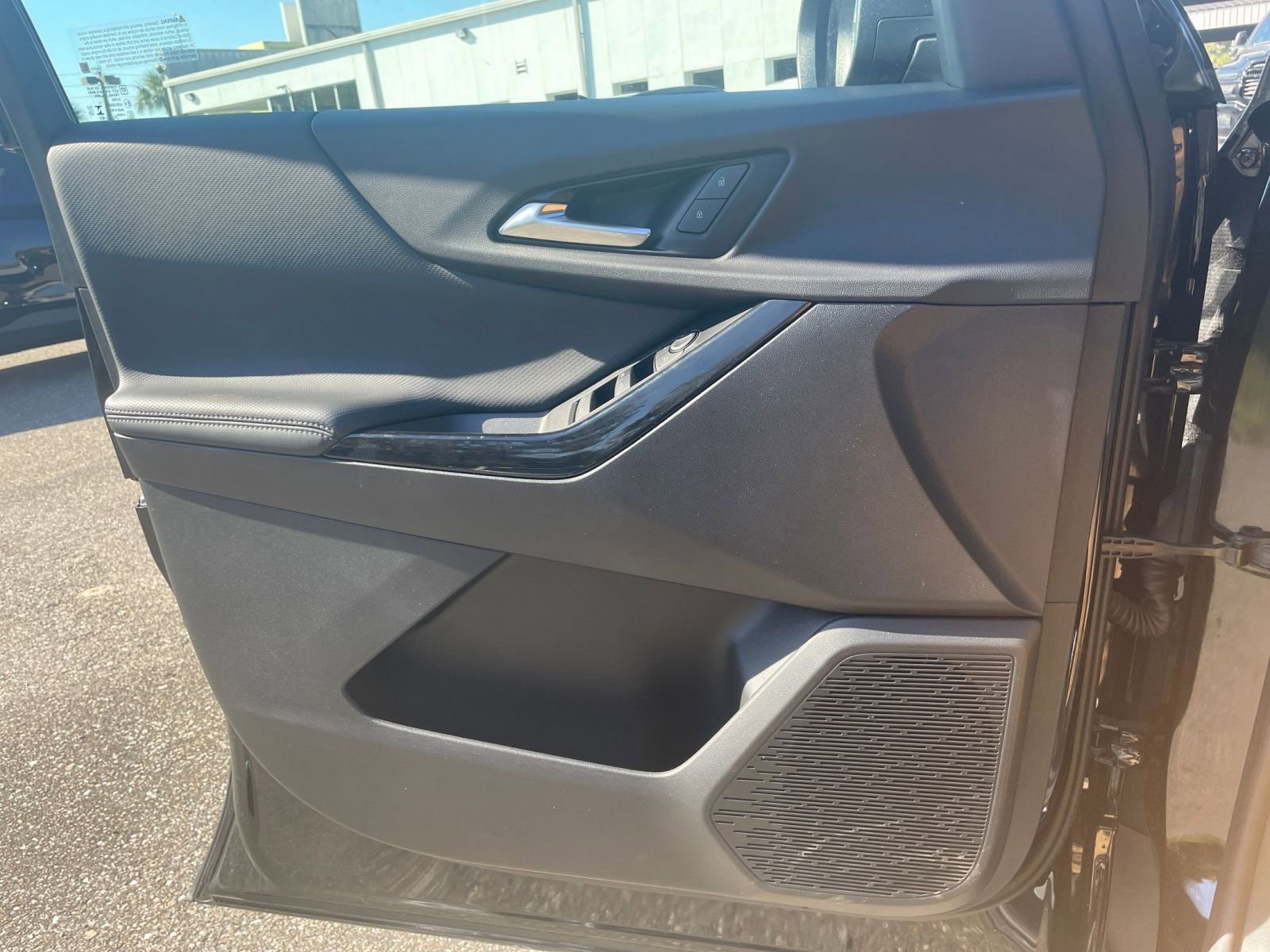 Thumbnail: 2025 Chevrolet Equinox - 20