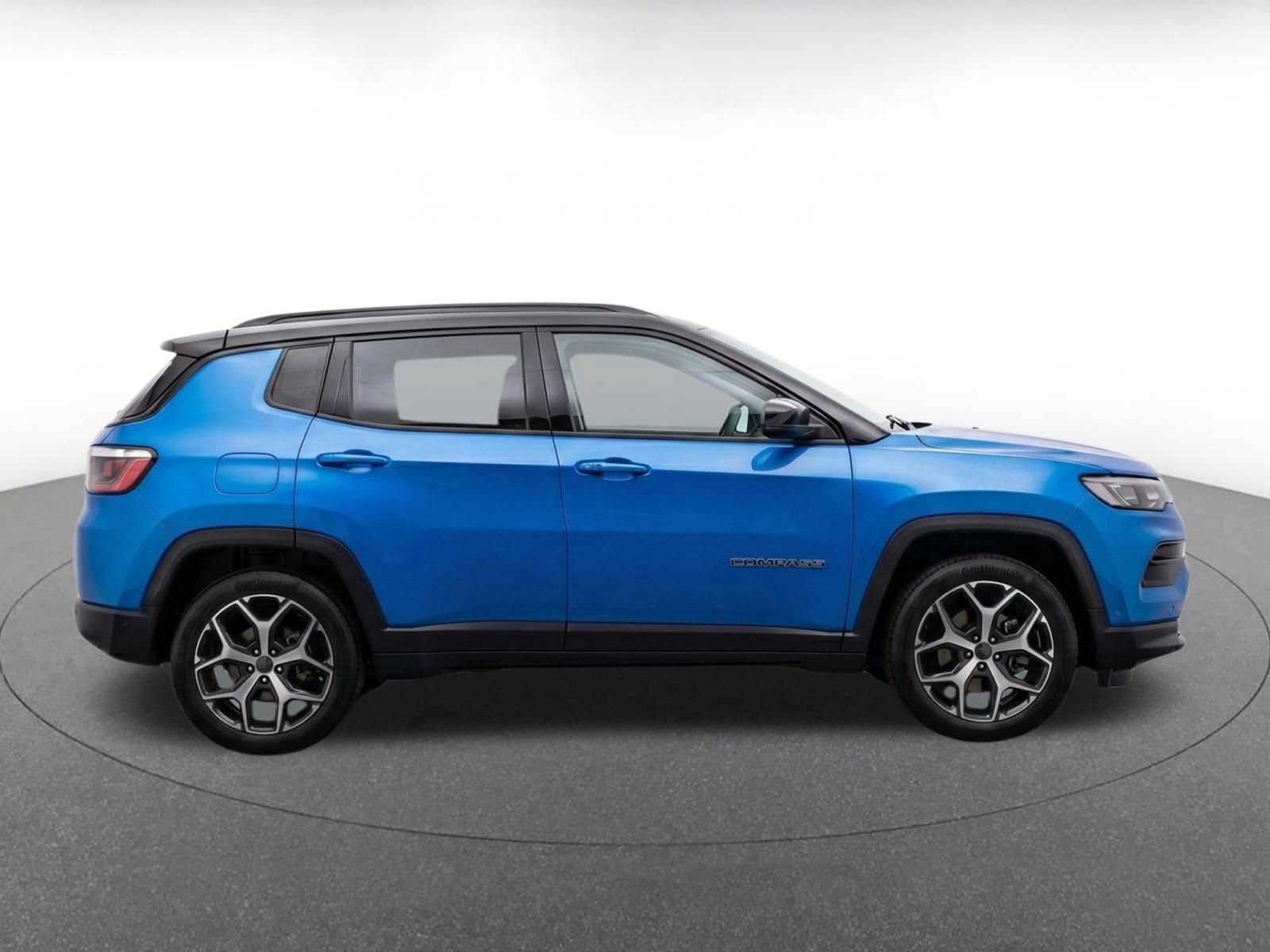 Thumbnail: 2025 Jeep Compass - 10