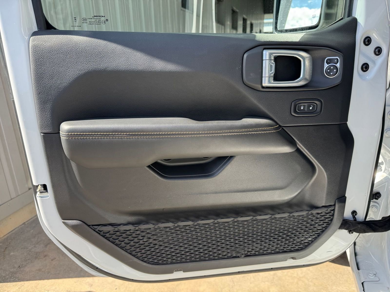 Thumbnail: 2025 Jeep Wrangler - 20