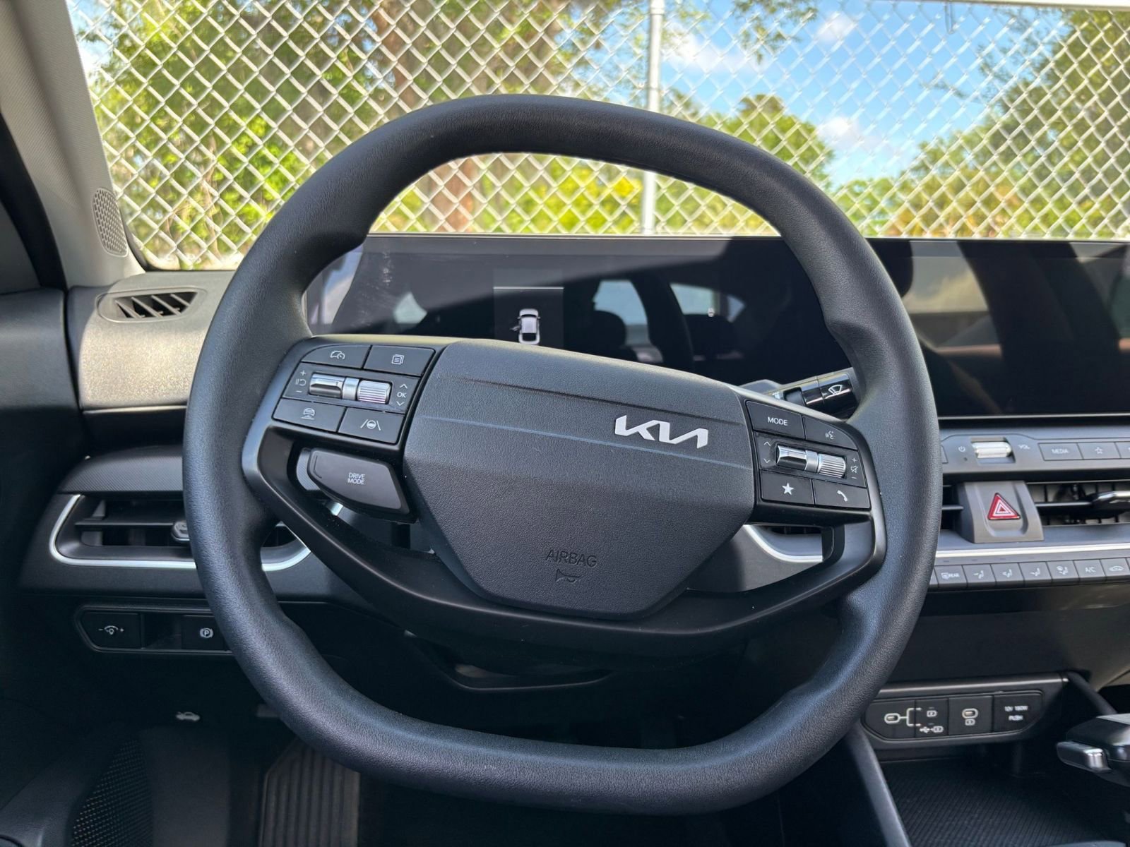Thumbnail: 2025 Kia K4 - 27