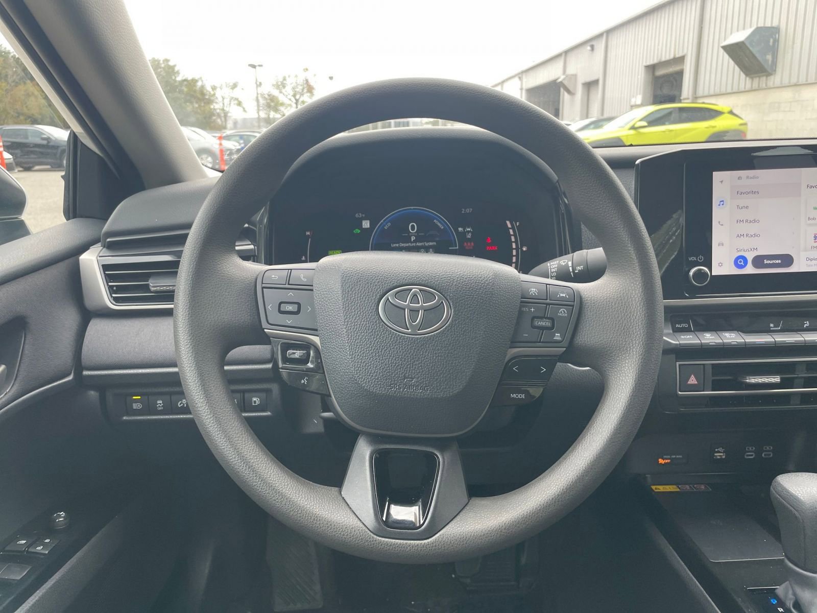 Thumbnail: 2025 Toyota Camry - 27