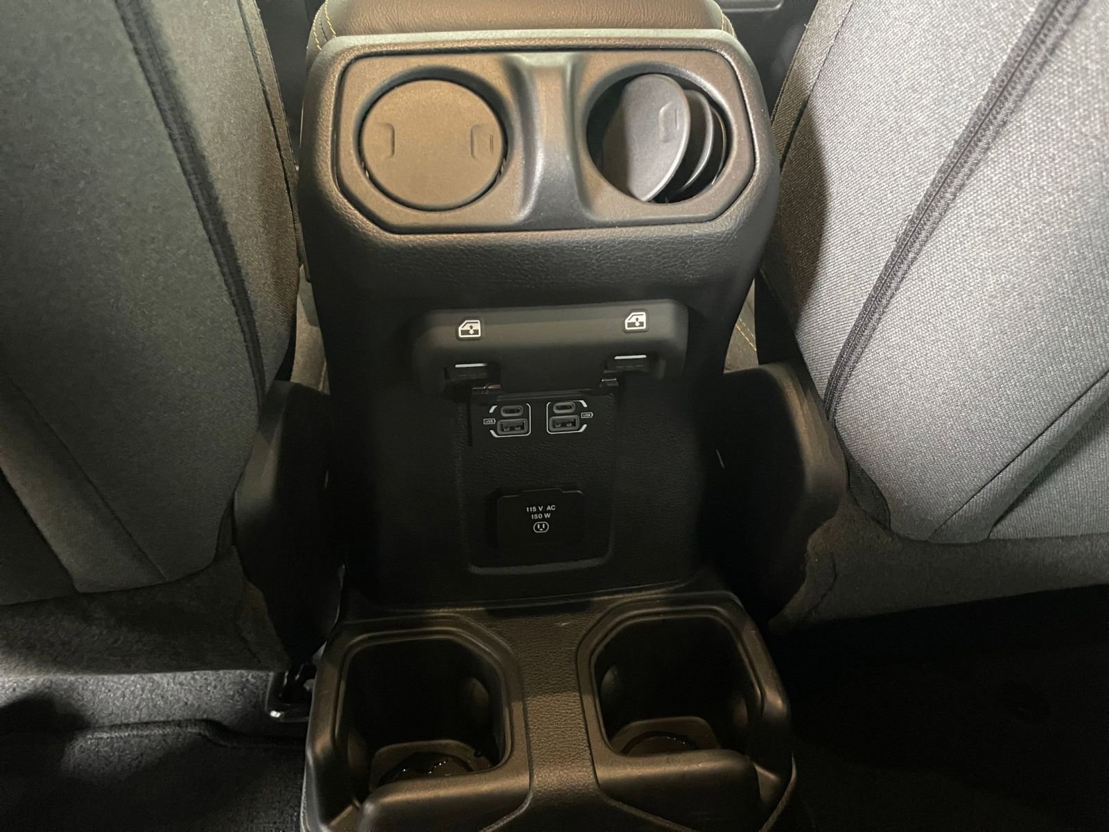 Thumbnail: 2025 Jeep Wrangler - 33