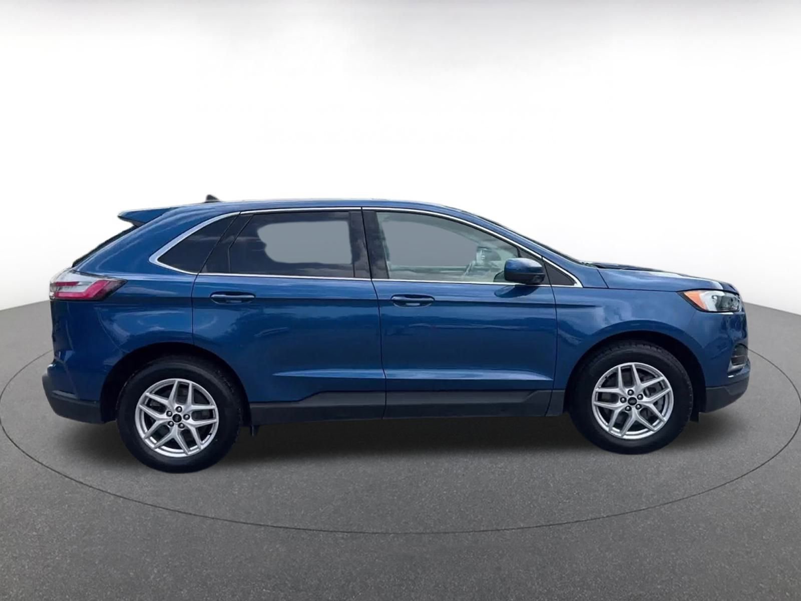 Thumbnail: 2024 Ford Edge - 16