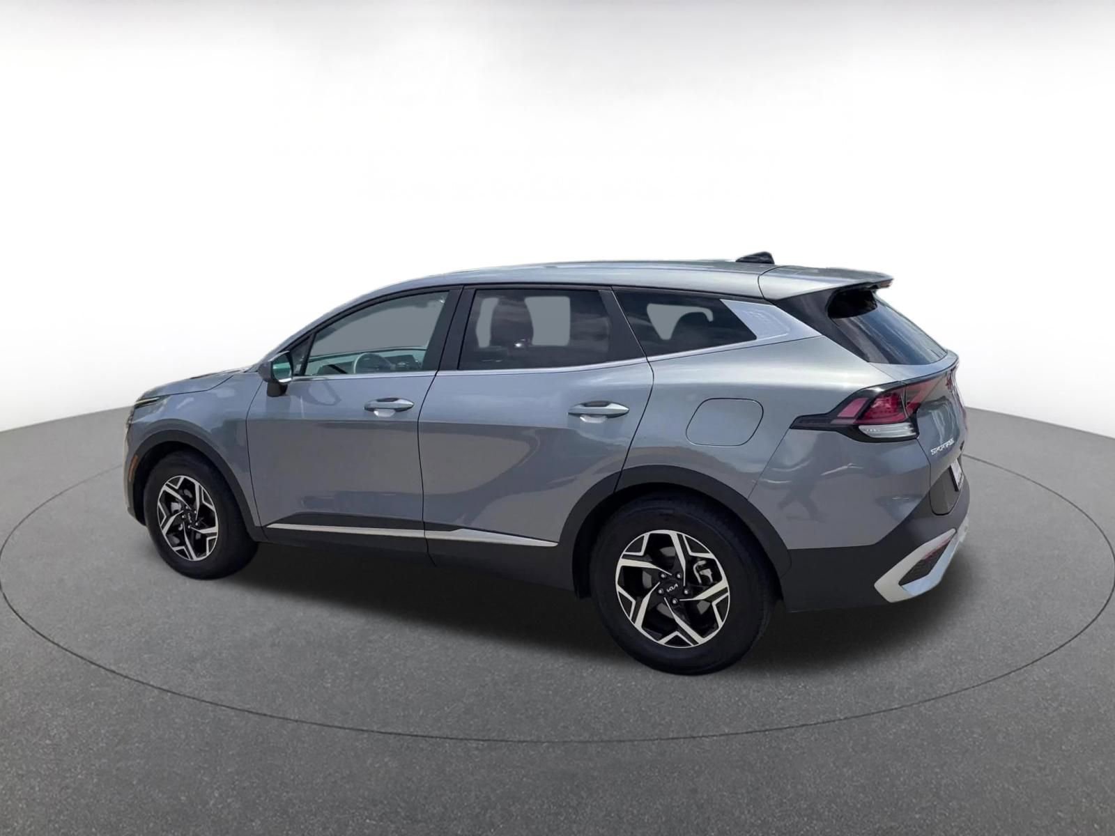 Thumbnail: 2025 Kia Sportage - 9