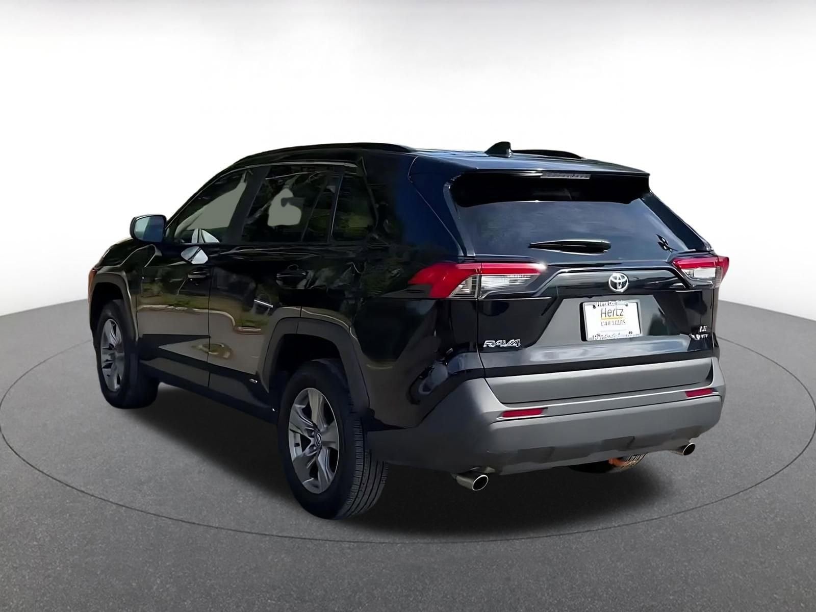 Thumbnail: 2025 Toyota RAV4 - 10