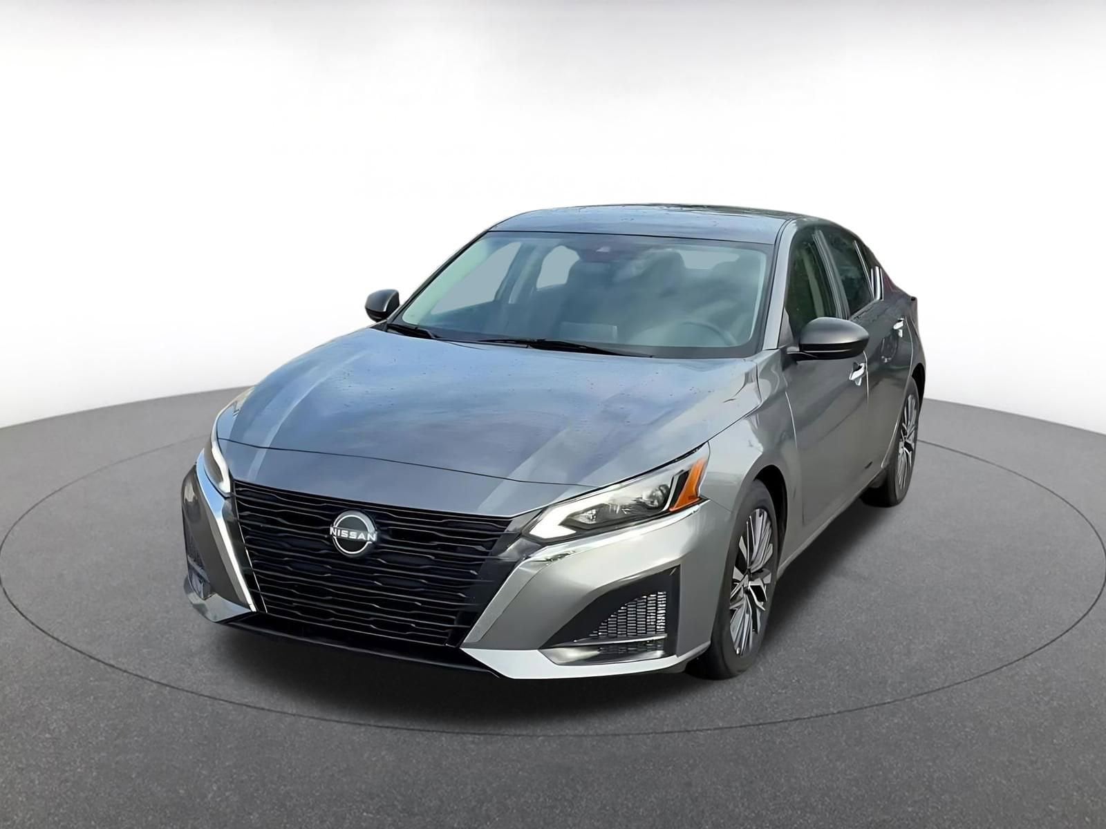 Thumbnail: 2025 Nissan Altima - 4