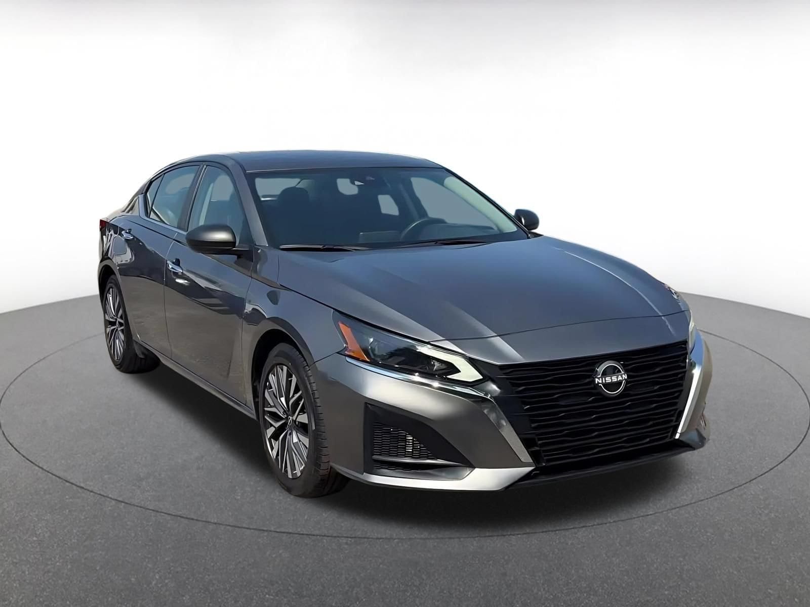 Thumbnail: 2025 Nissan Altima - 2
