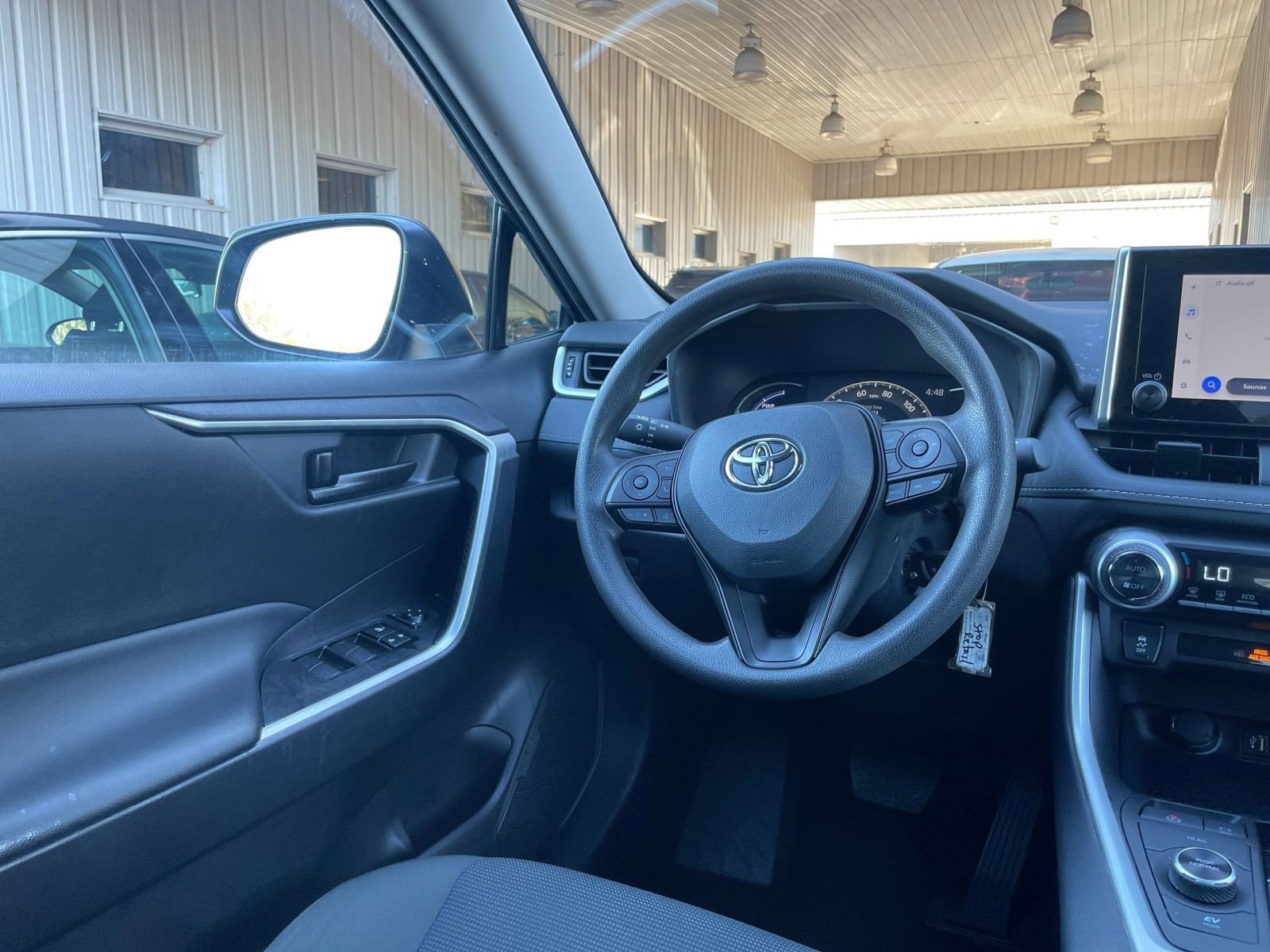 Thumbnail: 2025 Toyota RAV4 - 33