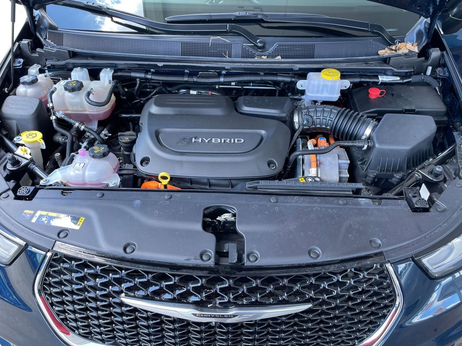 Thumbnail: 2023 Chrysler Pacifica - 25