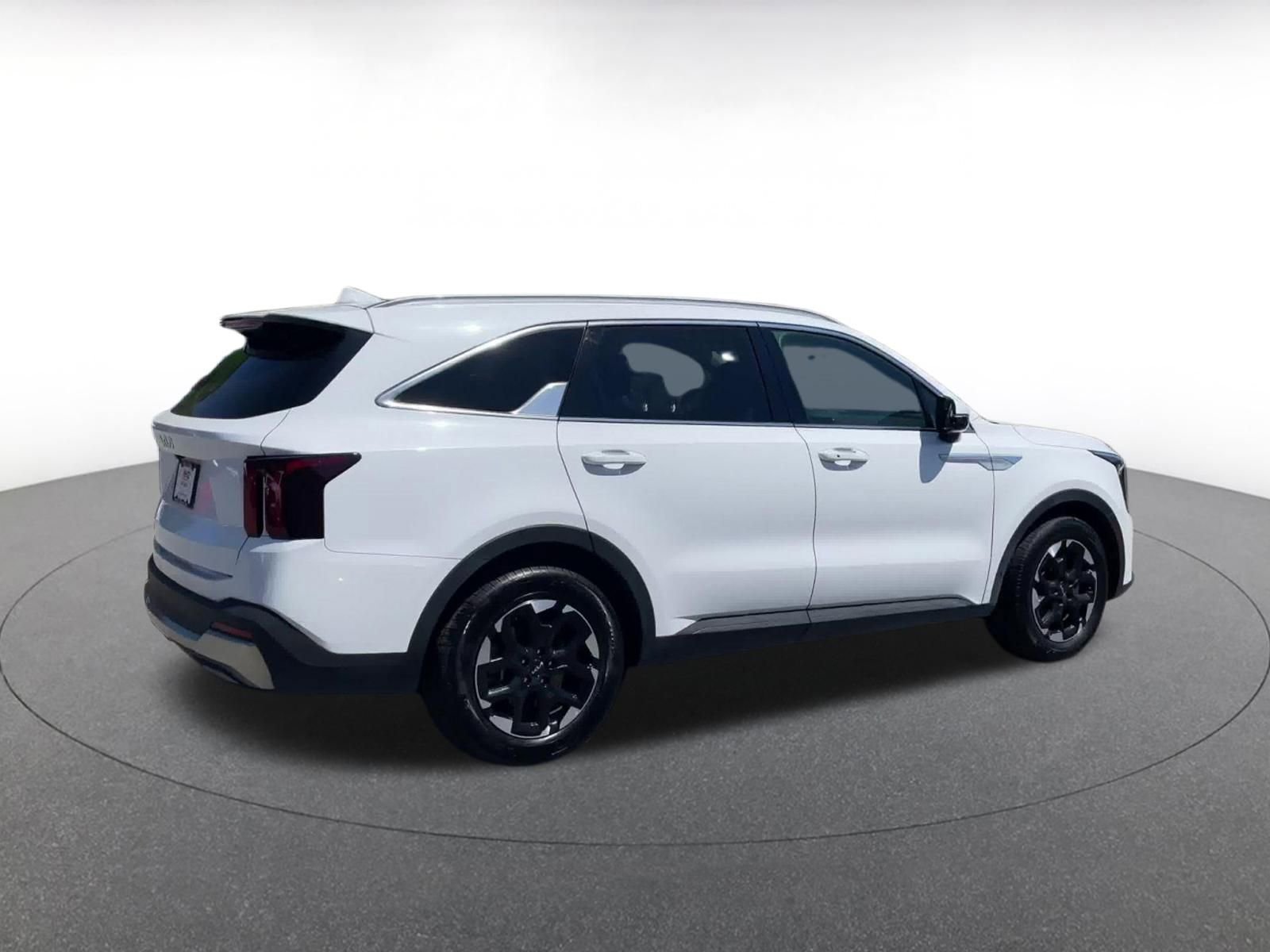 Thumbnail: 2024 Kia Sorento - 14