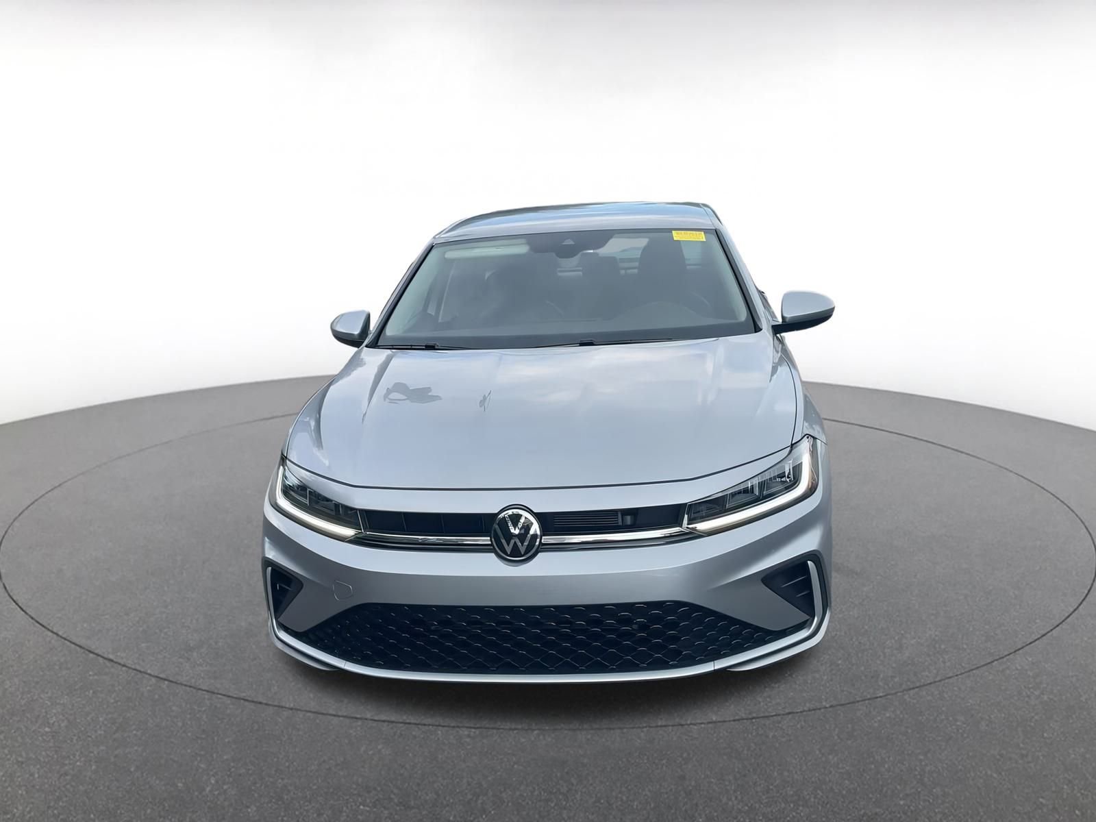 Thumbnail: 2025 Volkswagen Jetta - 3